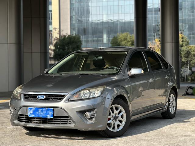Ford Focus 2009 image de voiture #2