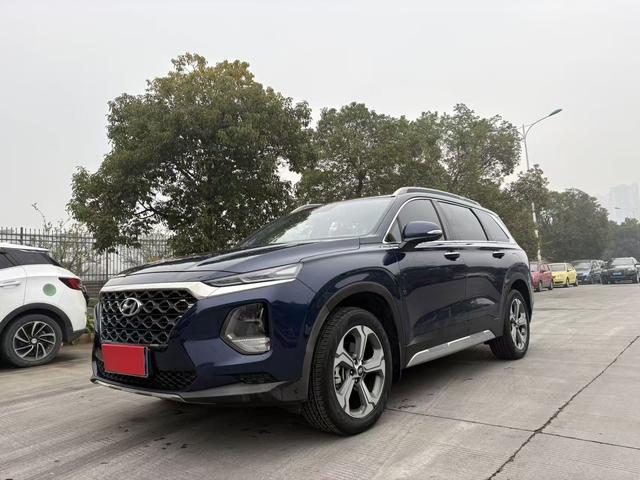 Hyundai Santa Fe 2021 #2 Hyundai Santa Fe 2021 car image #2