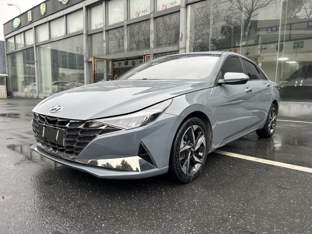 Hyundai Elantra 2023 car image #2