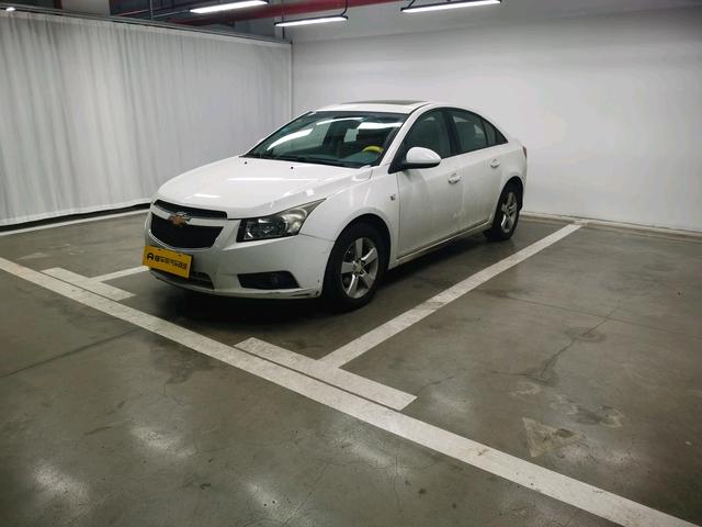 Chevrolet Cruze 2013 immagine di auto #2