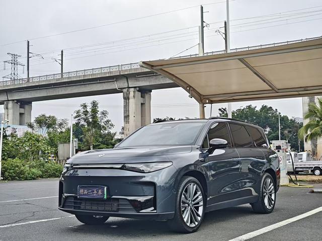 Leapmotor C16 2024 car image #2