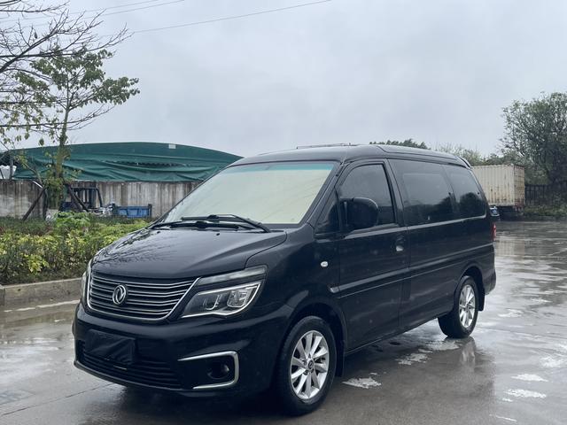 Forthing Lingzhi 2018 car image #2