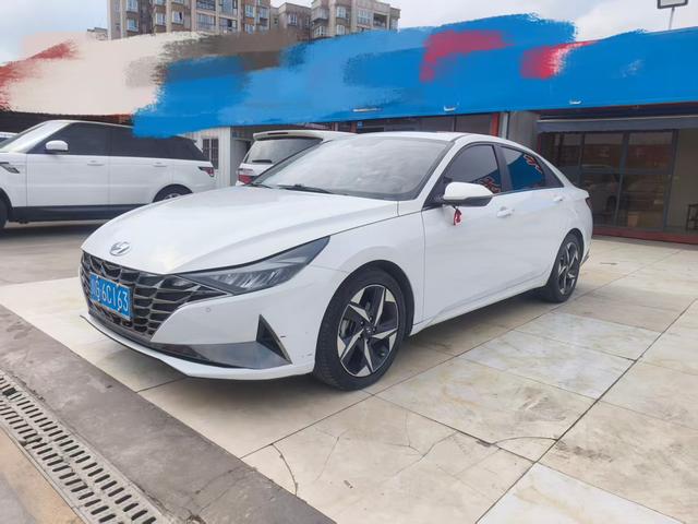 Hyundai Elantra 2022 car image #2