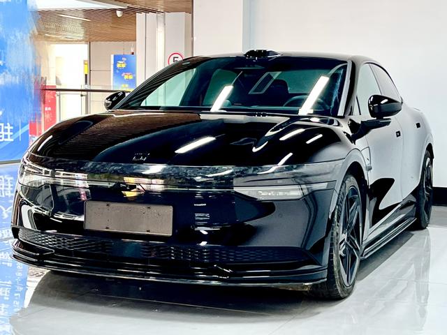 极氪 极氪007 2024 汽车图片 #2