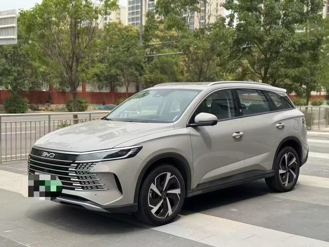 BYD Sea Lion 05 DM-i 2025 car image #2