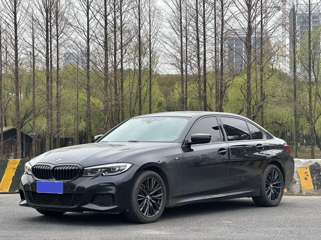 BMW 3 Series 2022 car image #2