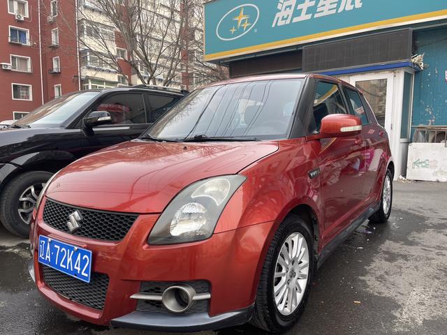 Suzuki Swift 2013 car image #2