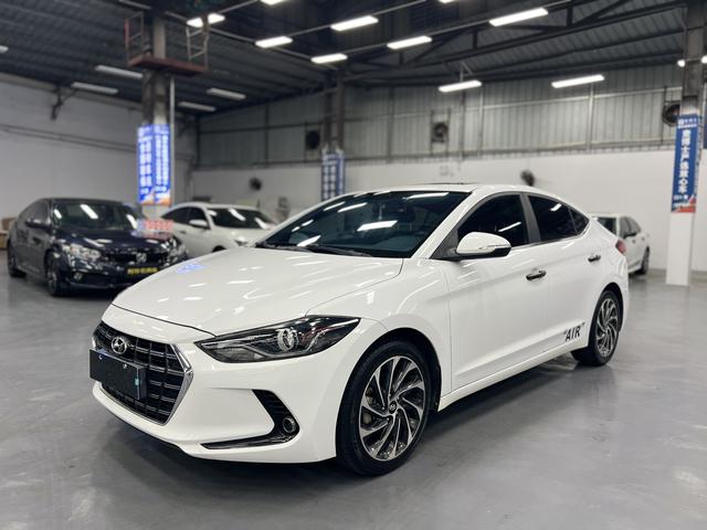 Hyundai Elantra AD 2019 immagine di auto #2