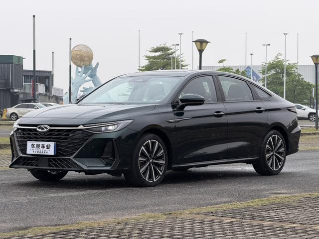 Chery Arrizo 8 2023 صورة سيارة #2