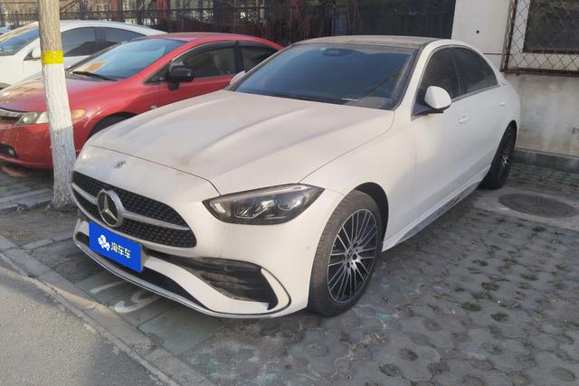 Mercedes-Benz C Class 2023 car image #2