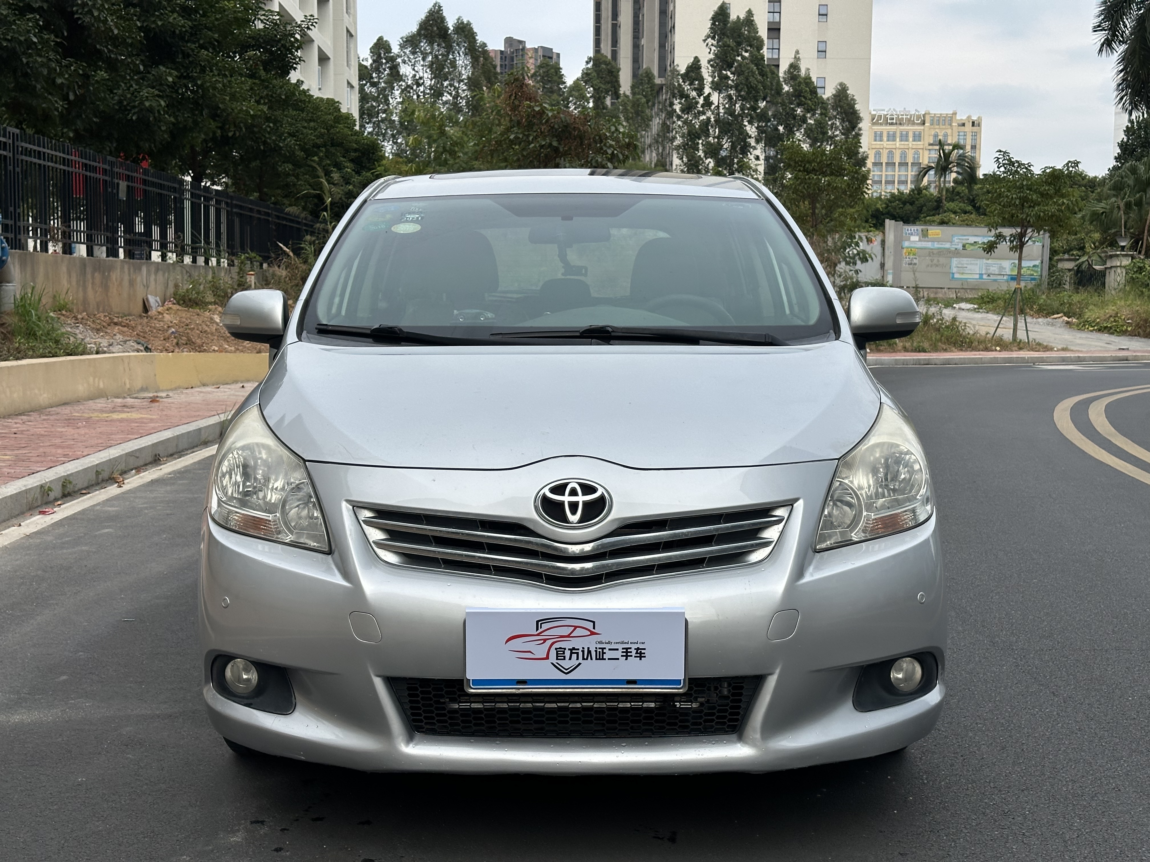 Toyota Verso 2012 car image #2