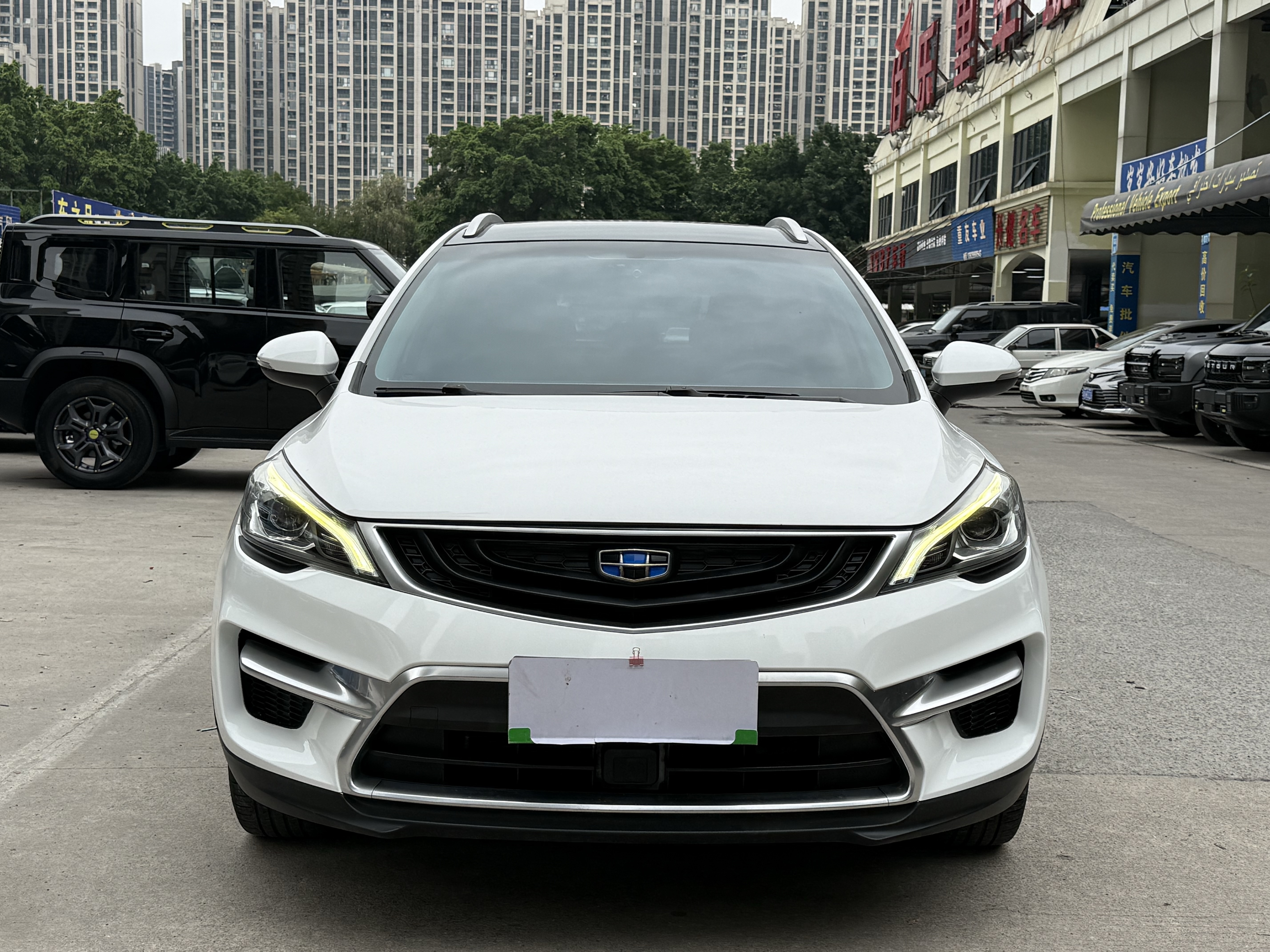 GEELY Emgrand GS 2017 #2 GEELY Emgrand GS 2017 car image #2