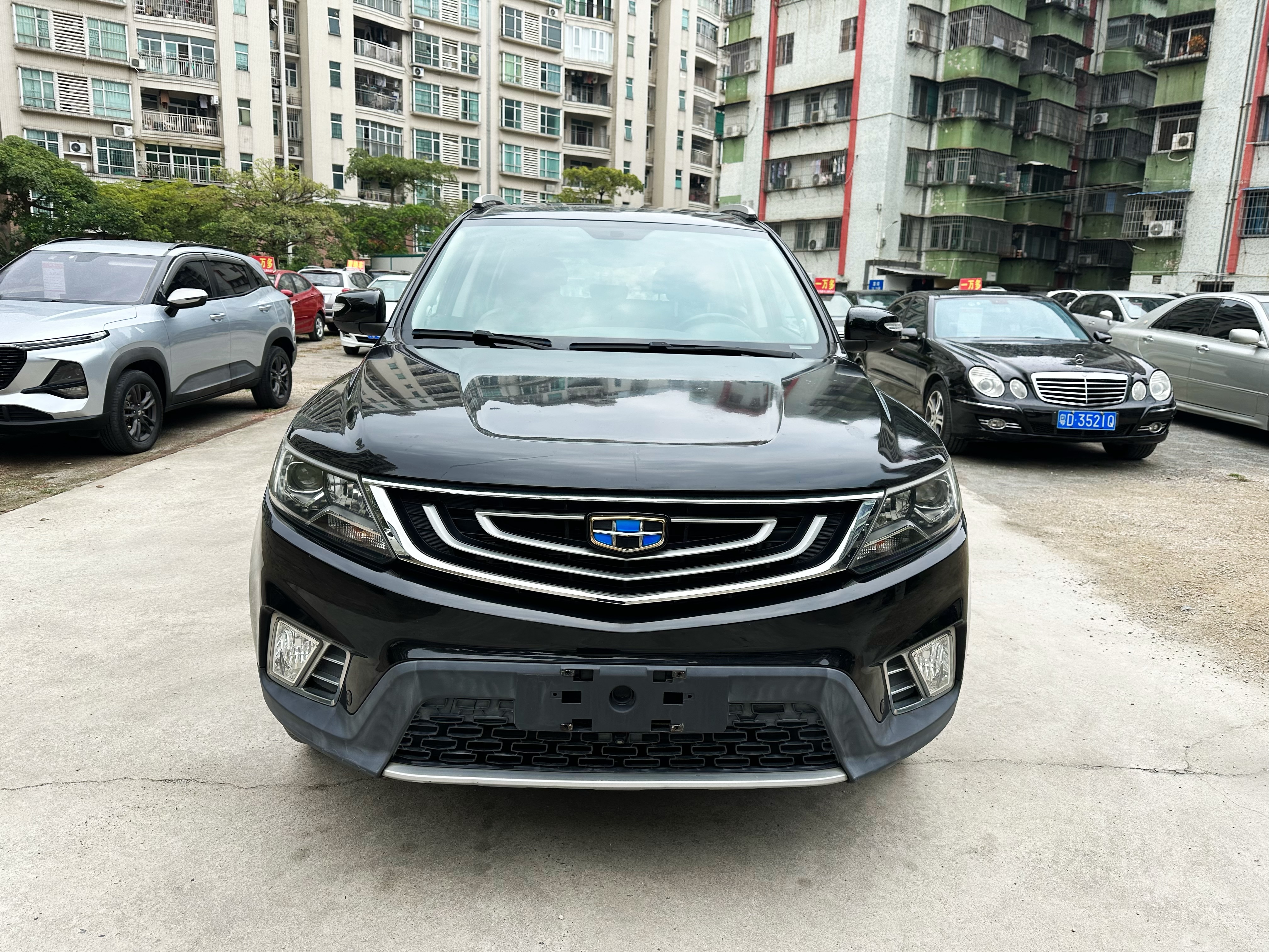 Emgrand GS 2017 car image #2