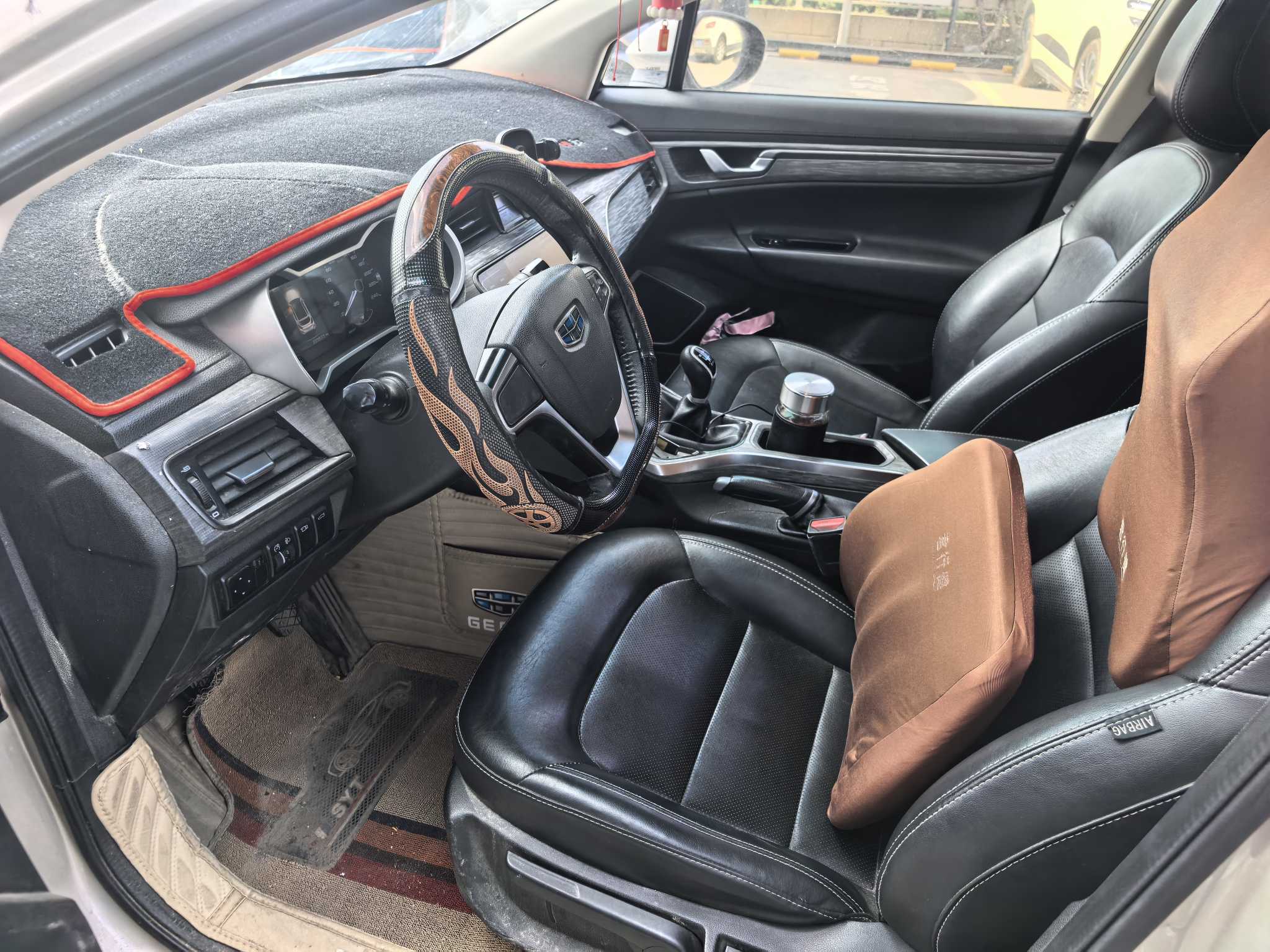 GEELY Emgrand GS 2018 immagine di auto #2