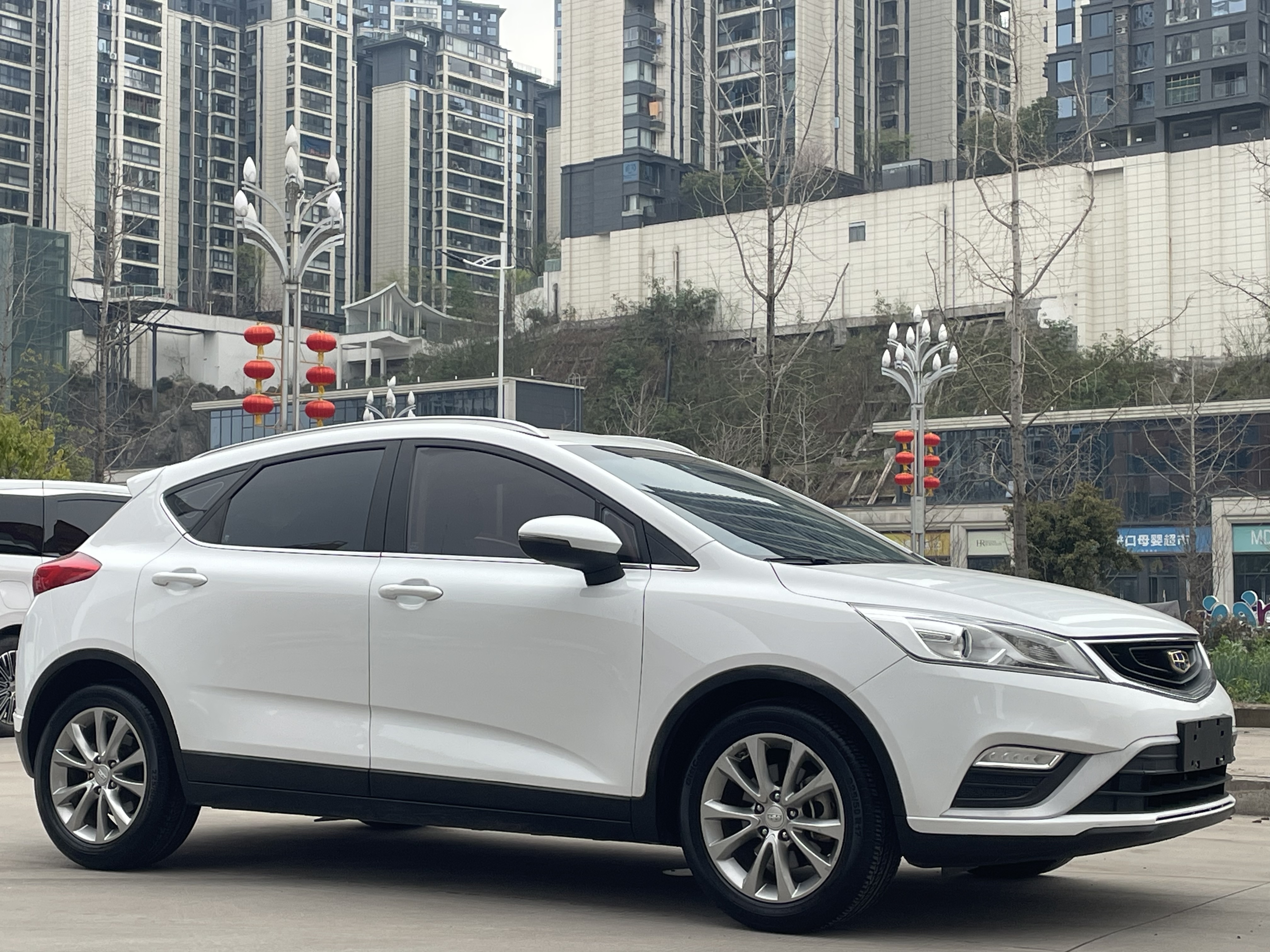 Emgrand GS 2016 car image #2