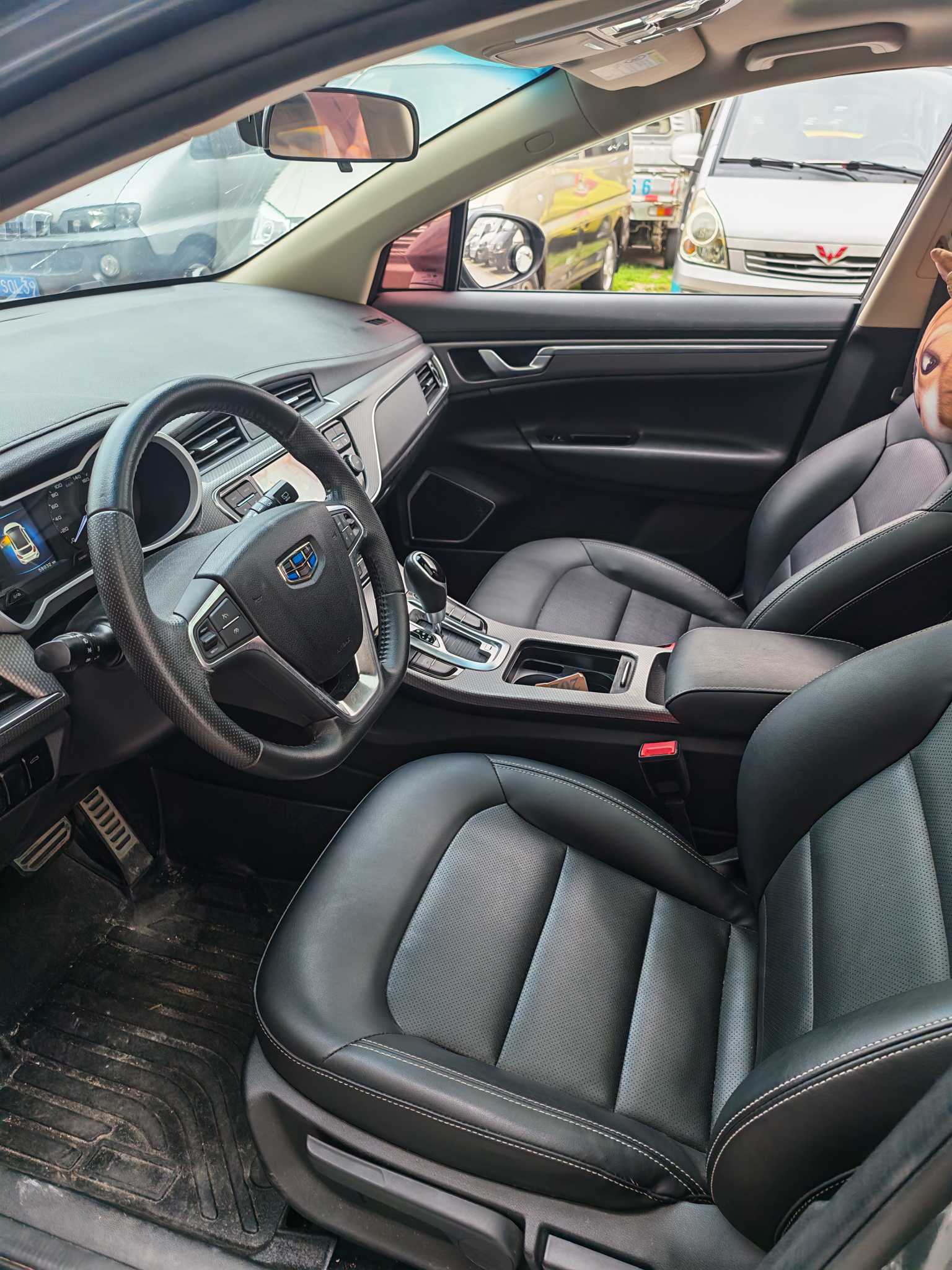 Emgrand GS 2018 car image #2