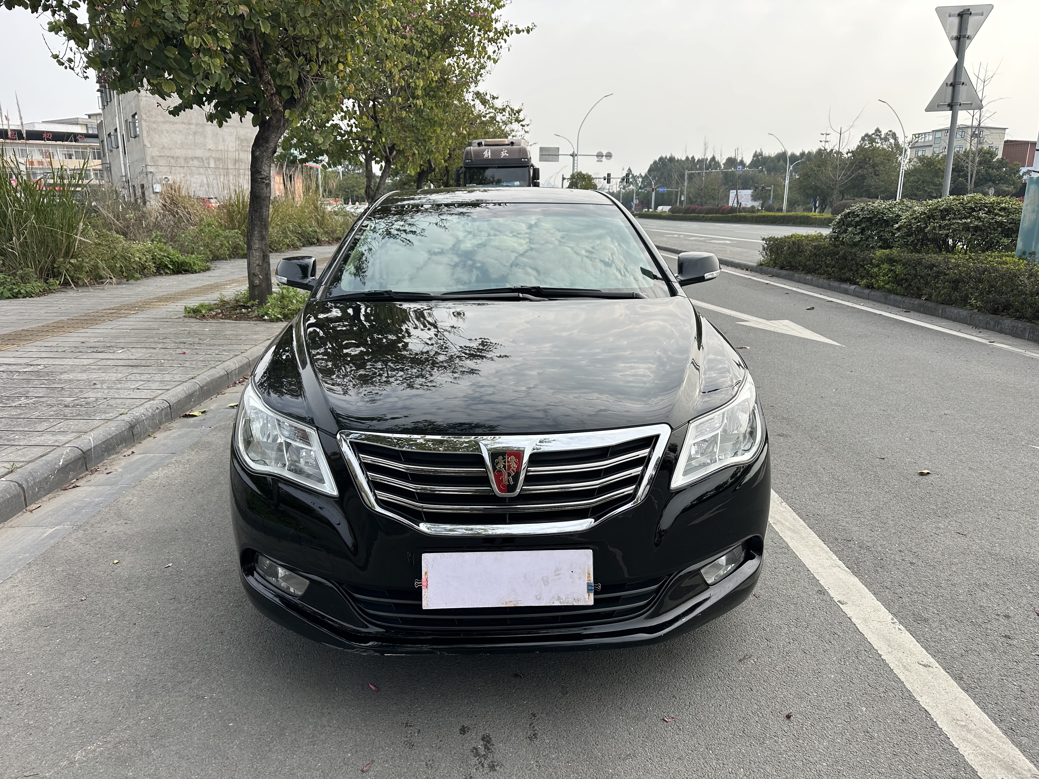 荣威 荣威950 2016 汽车图片 #2