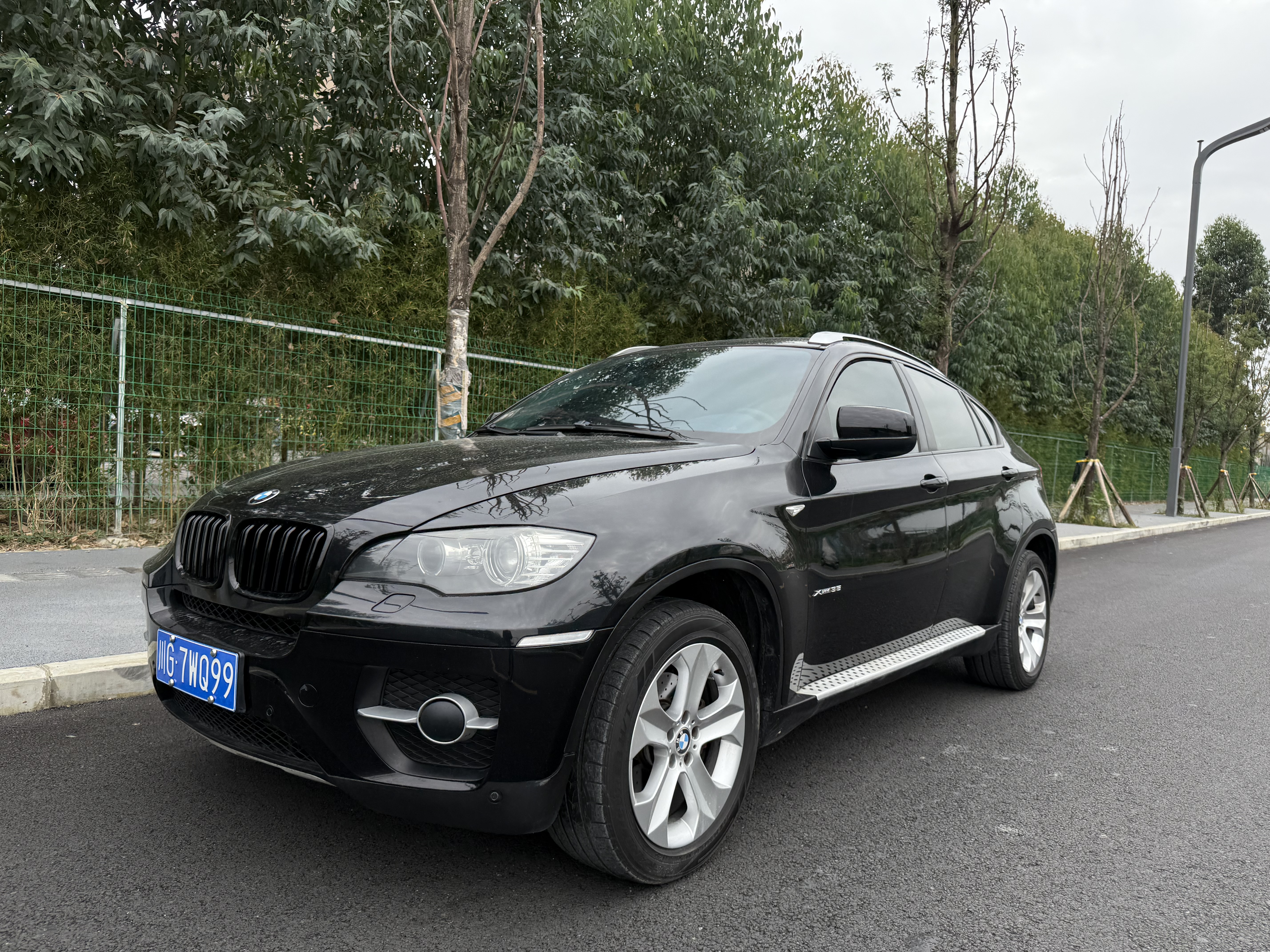 宝马 宝马X6 2011 汽车图片 #2