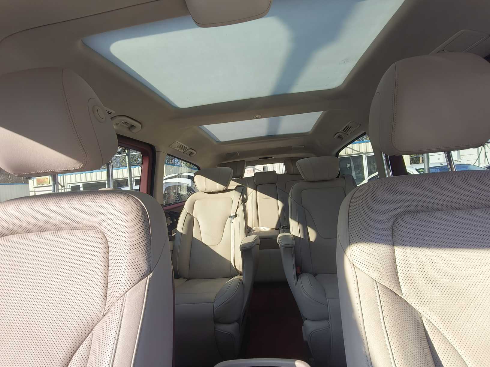 Mercedes-Benz V Class 2017 immagine di auto #2