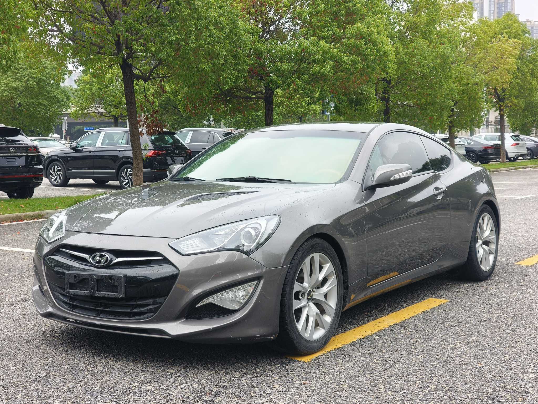 Hyundai Rohens-Coupe 2015 #2 Hyundai Rohens-Coupe 2015 car image #2