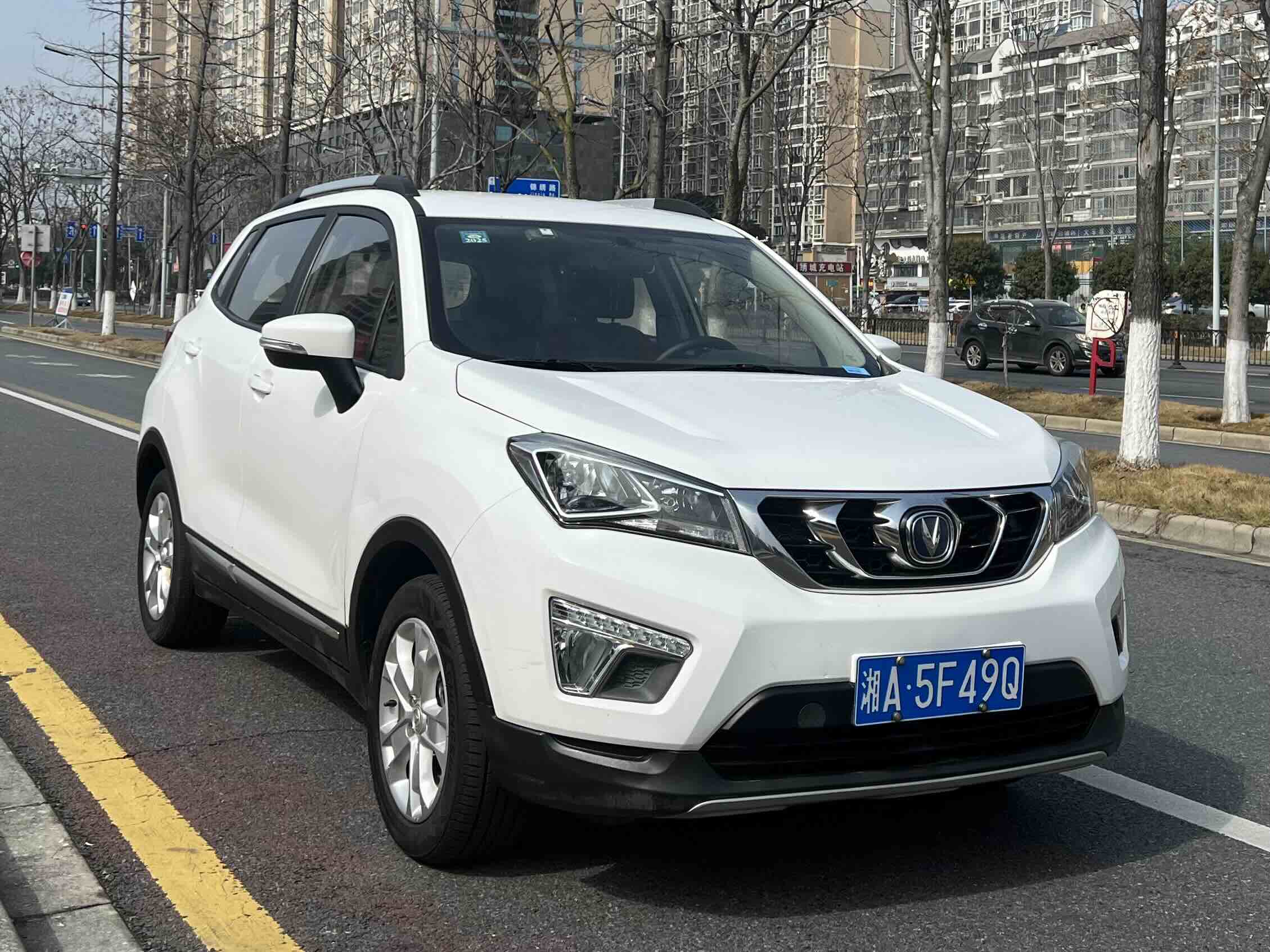 Changan CS15 2017 صورة سيارة #2
