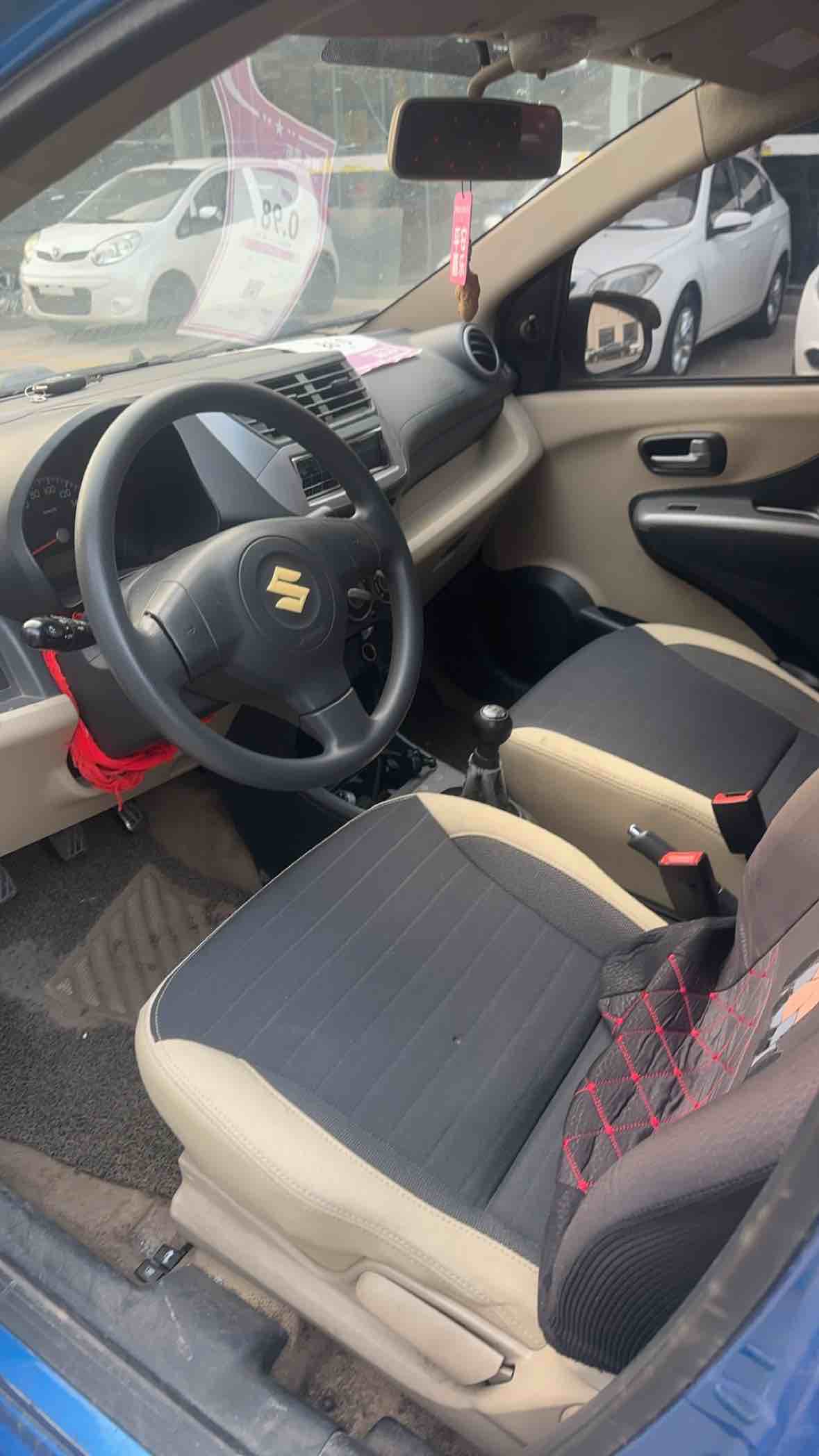 Suzuki 2012 car image #2