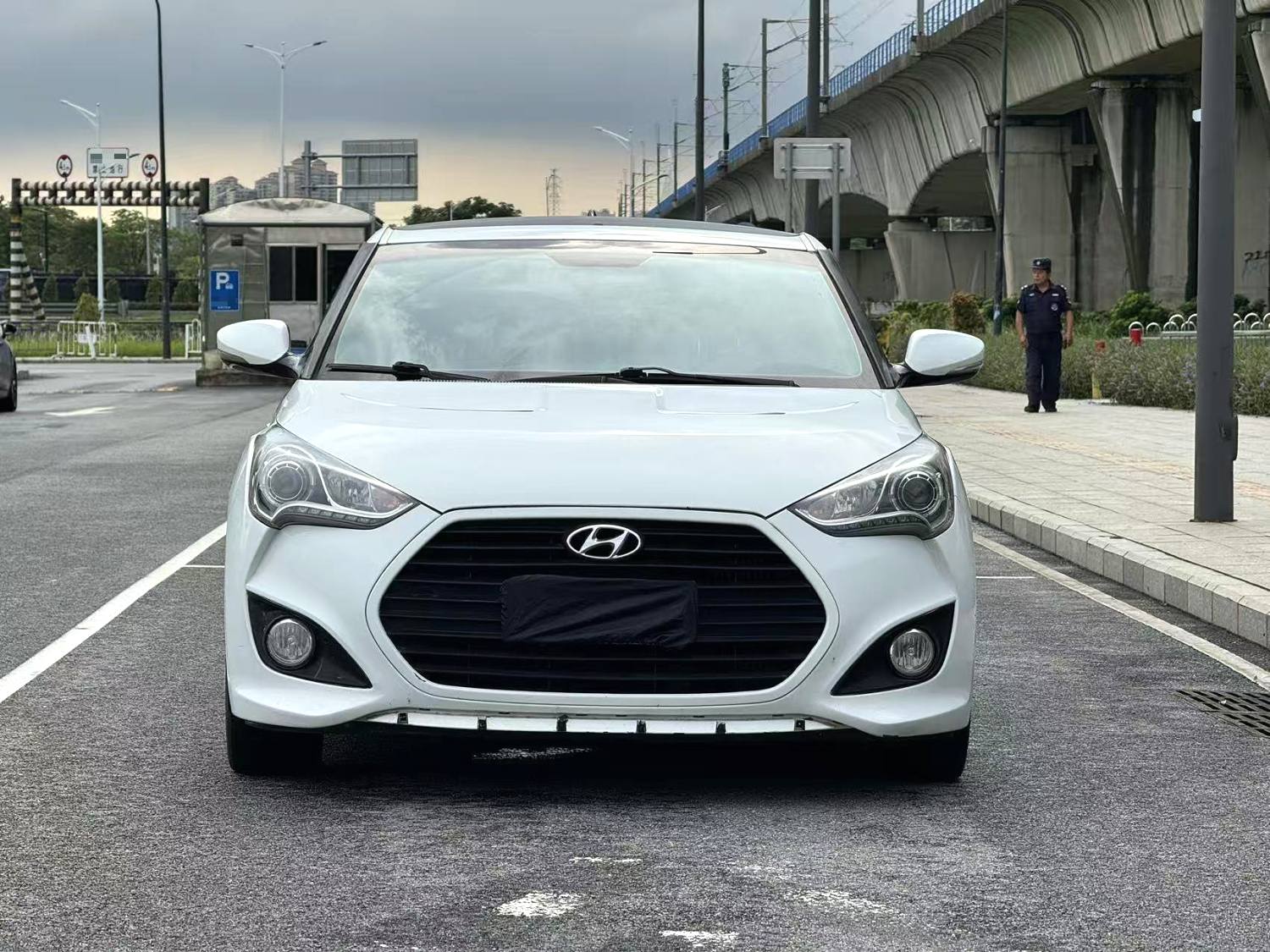 Hyundai Veloster 2013 #2 Hyundai Veloster 2013 car image #2