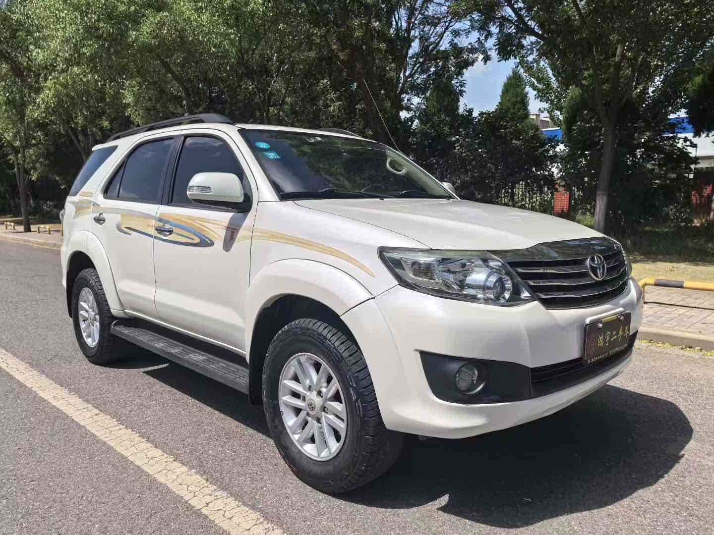 Toyota Fortuner 2016 immagine di auto #2