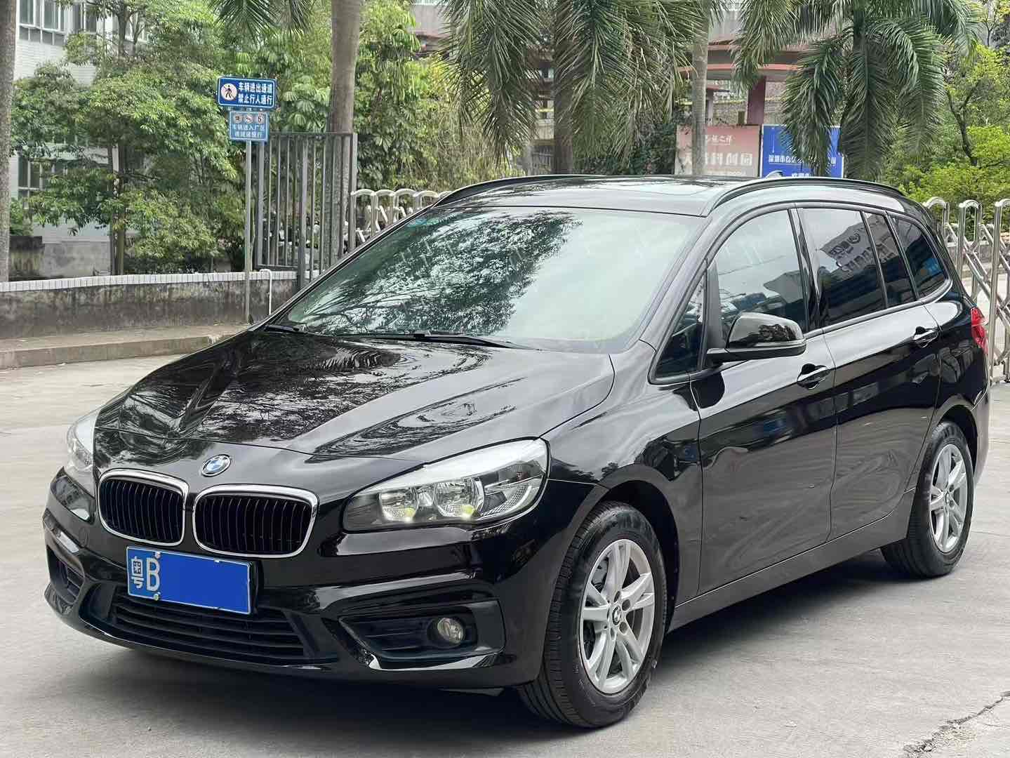 BMW 2 Series Tourer (Imported) 2016 #2 BMW 2 Series Tourer (Imported) 2016 immagine di auto #2