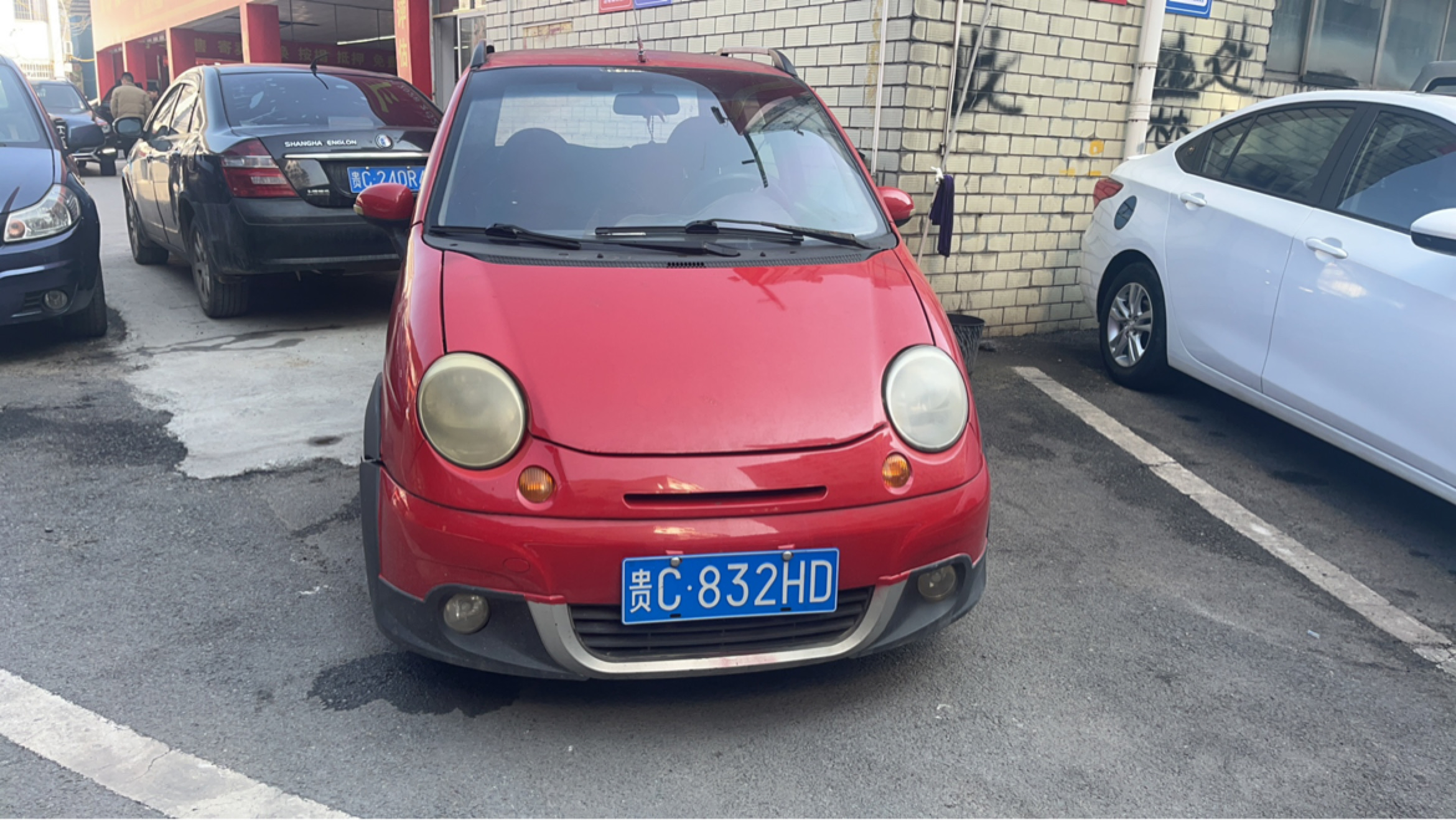 Chevrolet Aveo 2011 car image #2