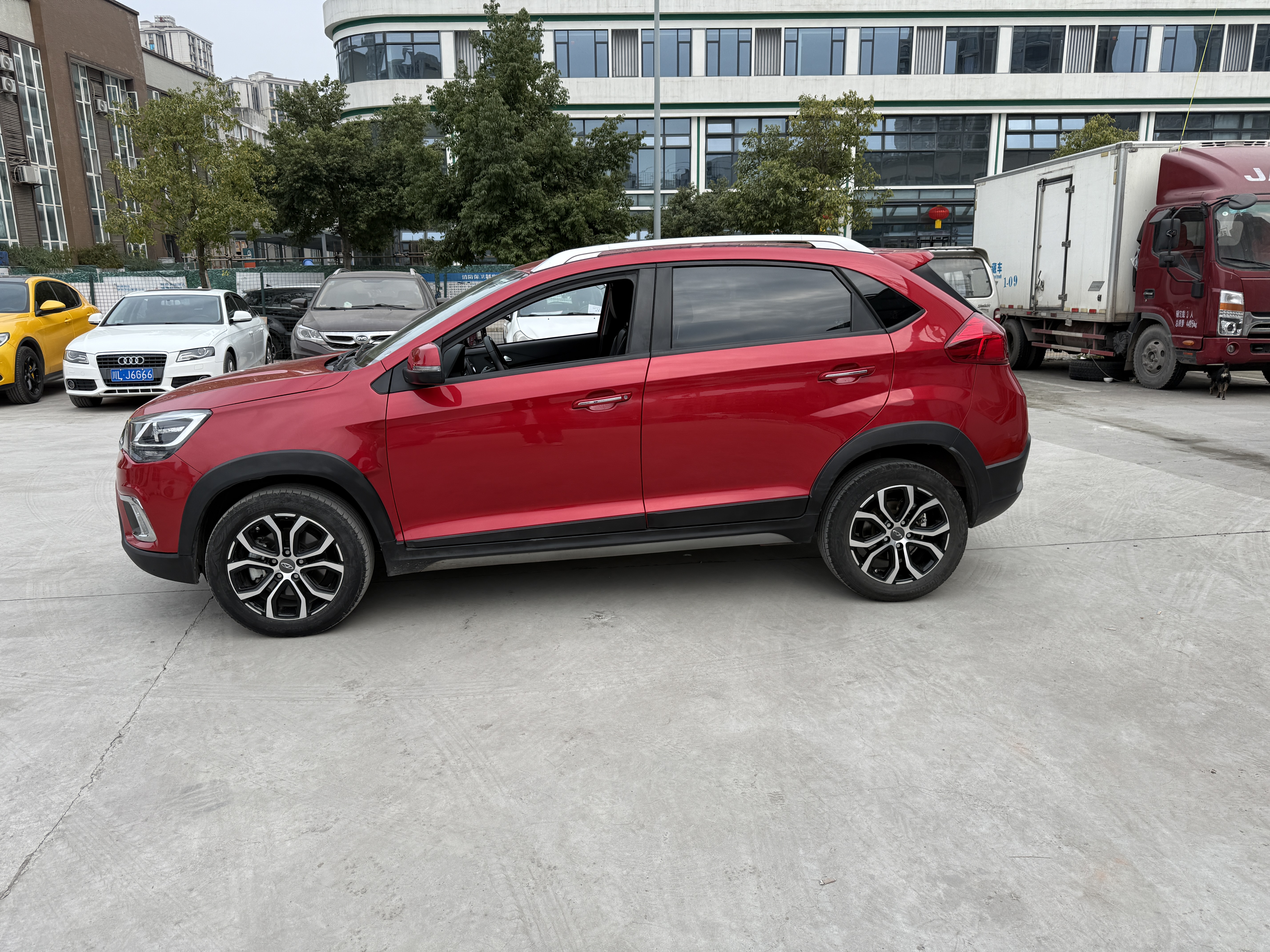 Chery Tiggo 3 2018 car image #2