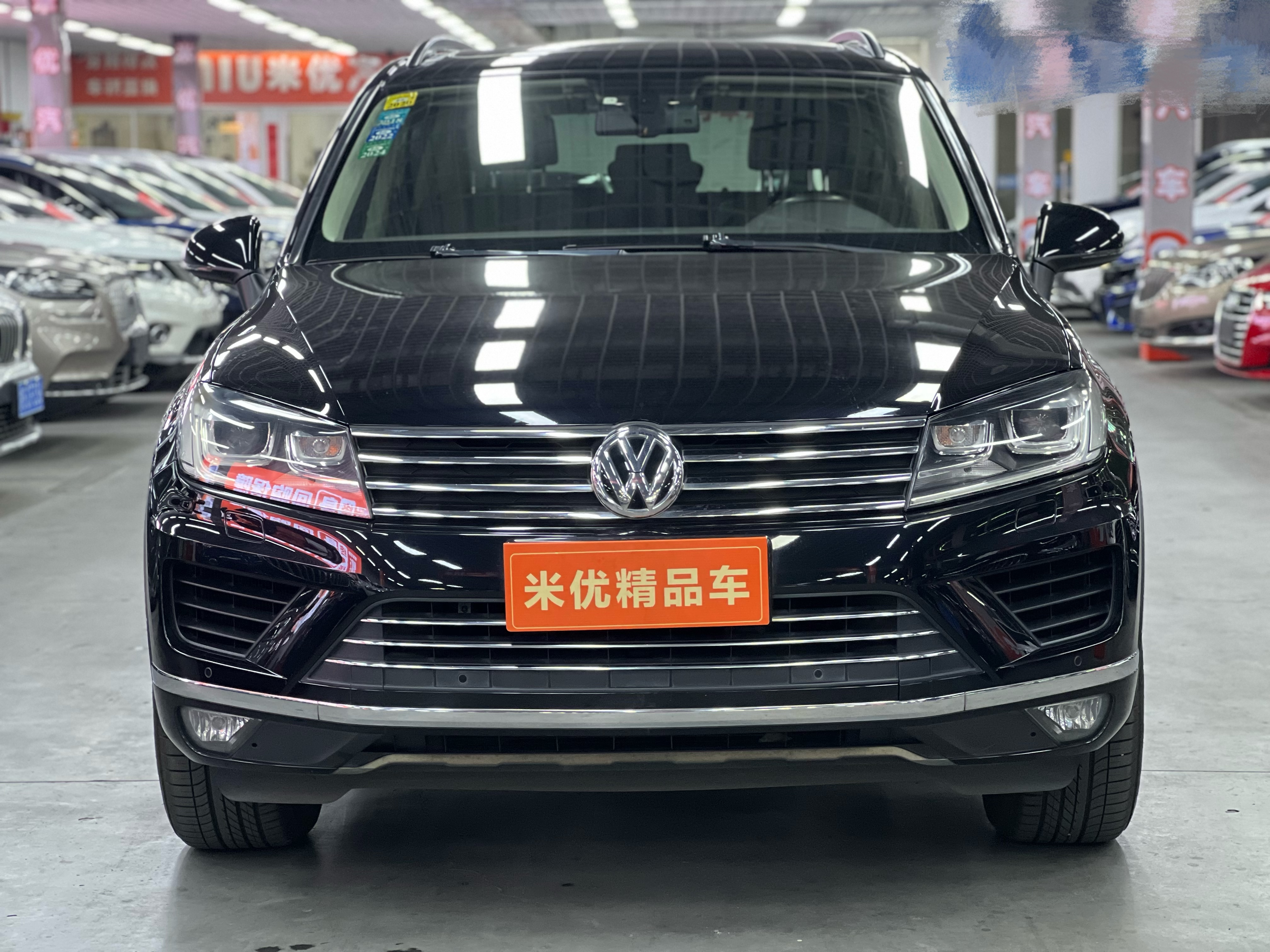 Volkswagen Touareg 2016 car image #2