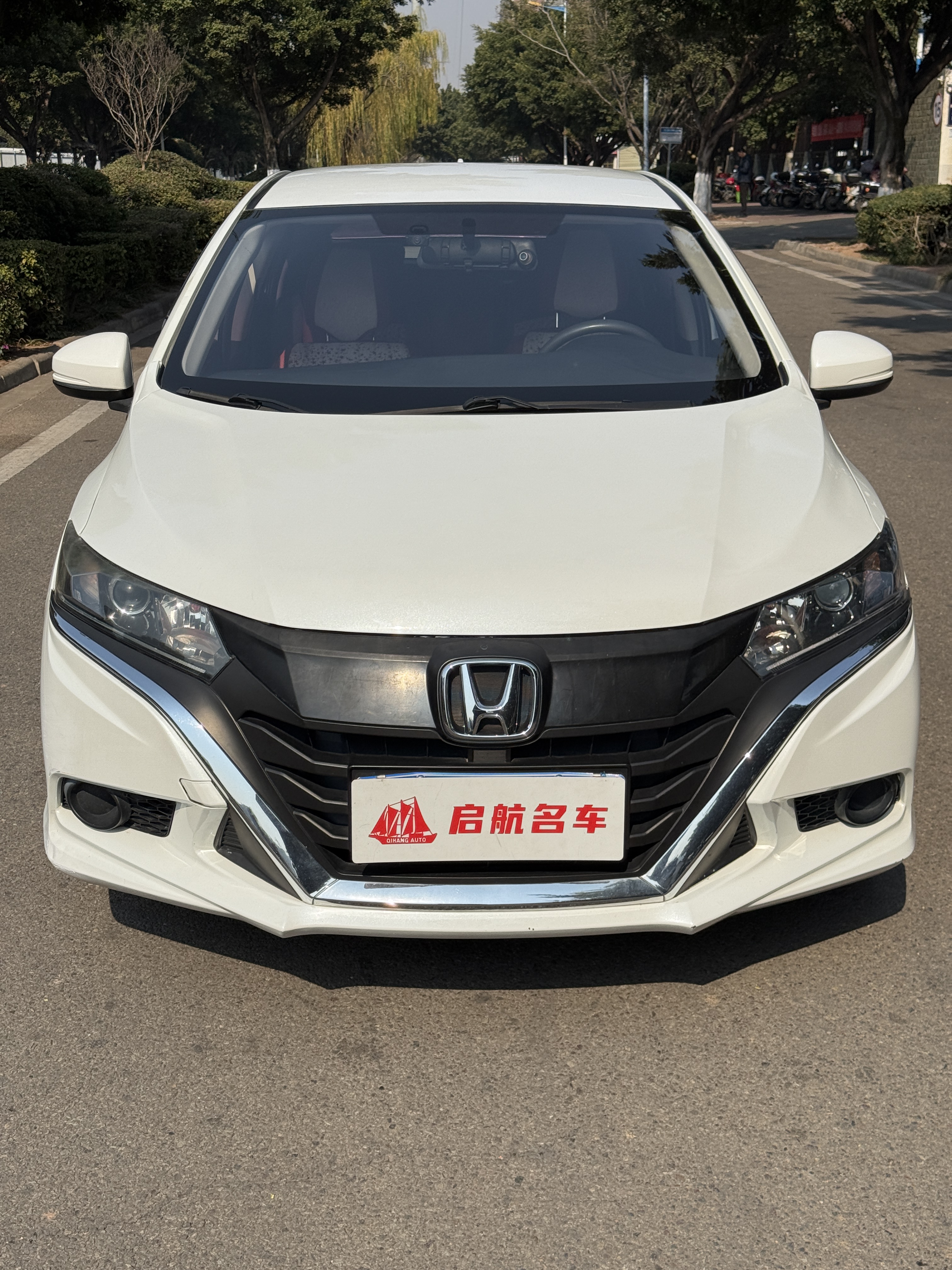 Honda Gienia 2017 #2 Honda Gienia 2017 car image #2