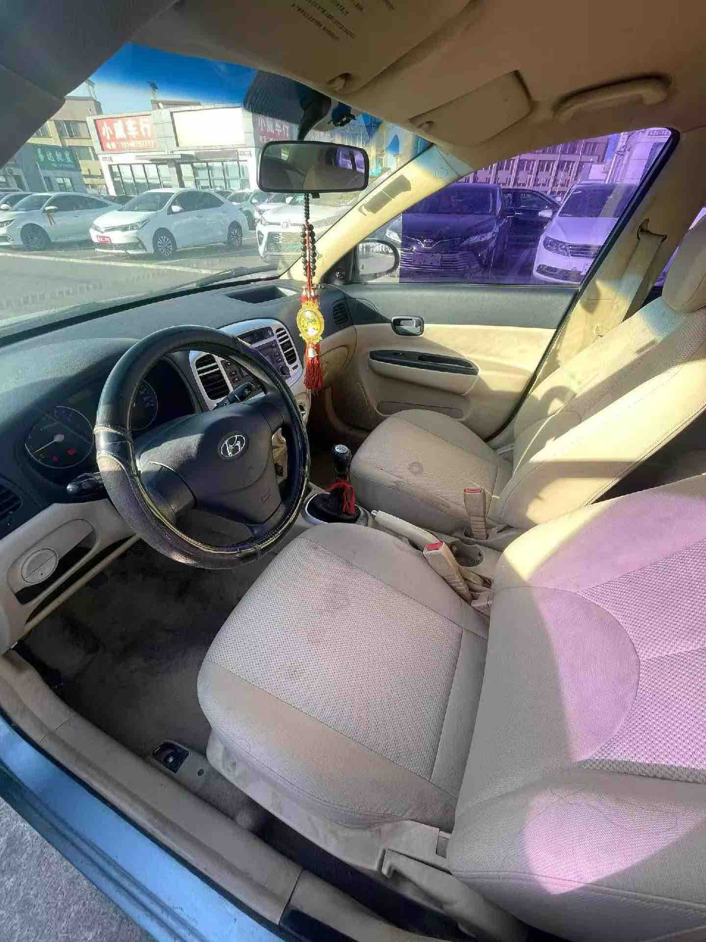 Hyundai Accent 2007 car image #2