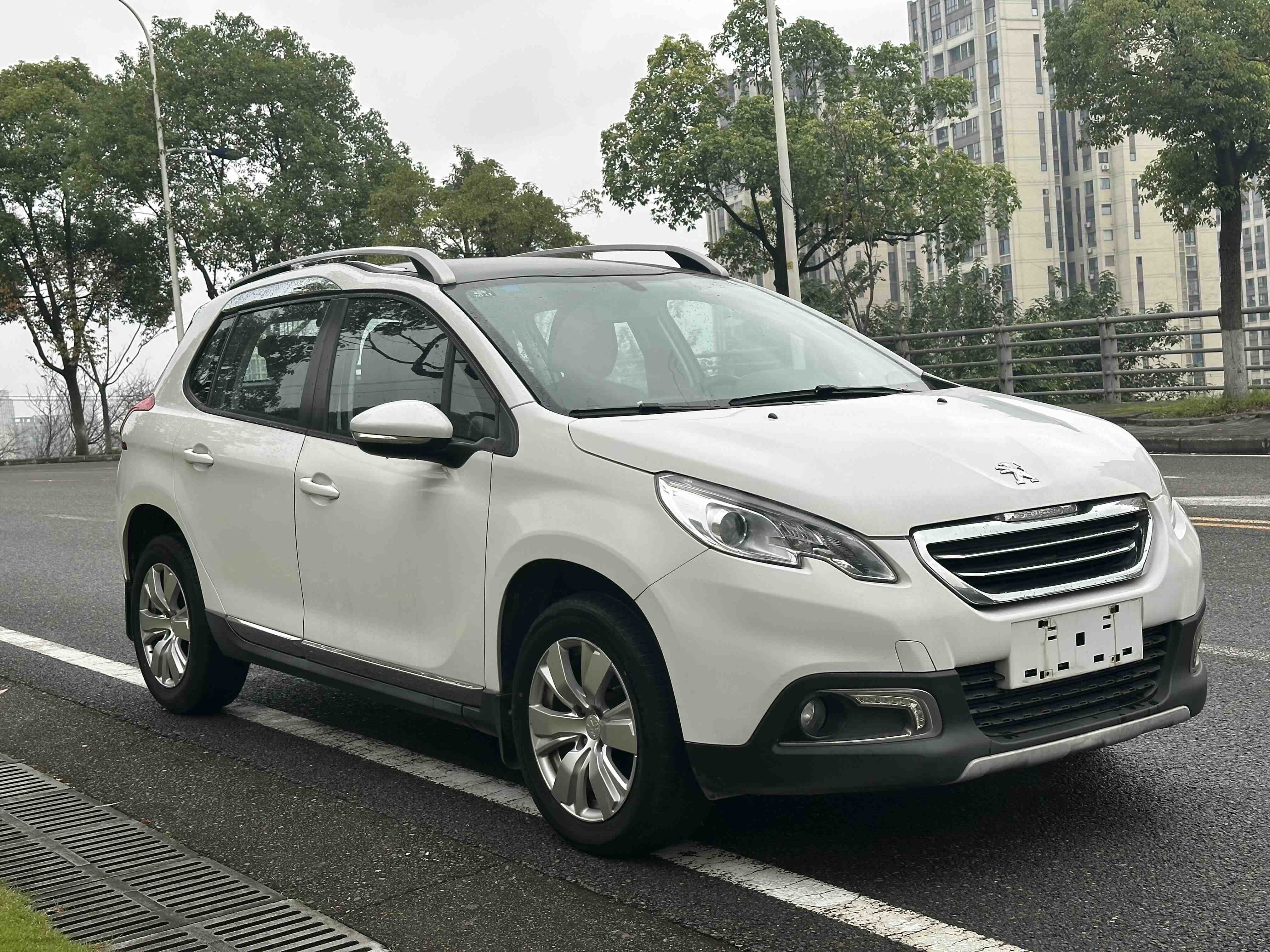 标致 标致2008 2015 汽车图片 #2