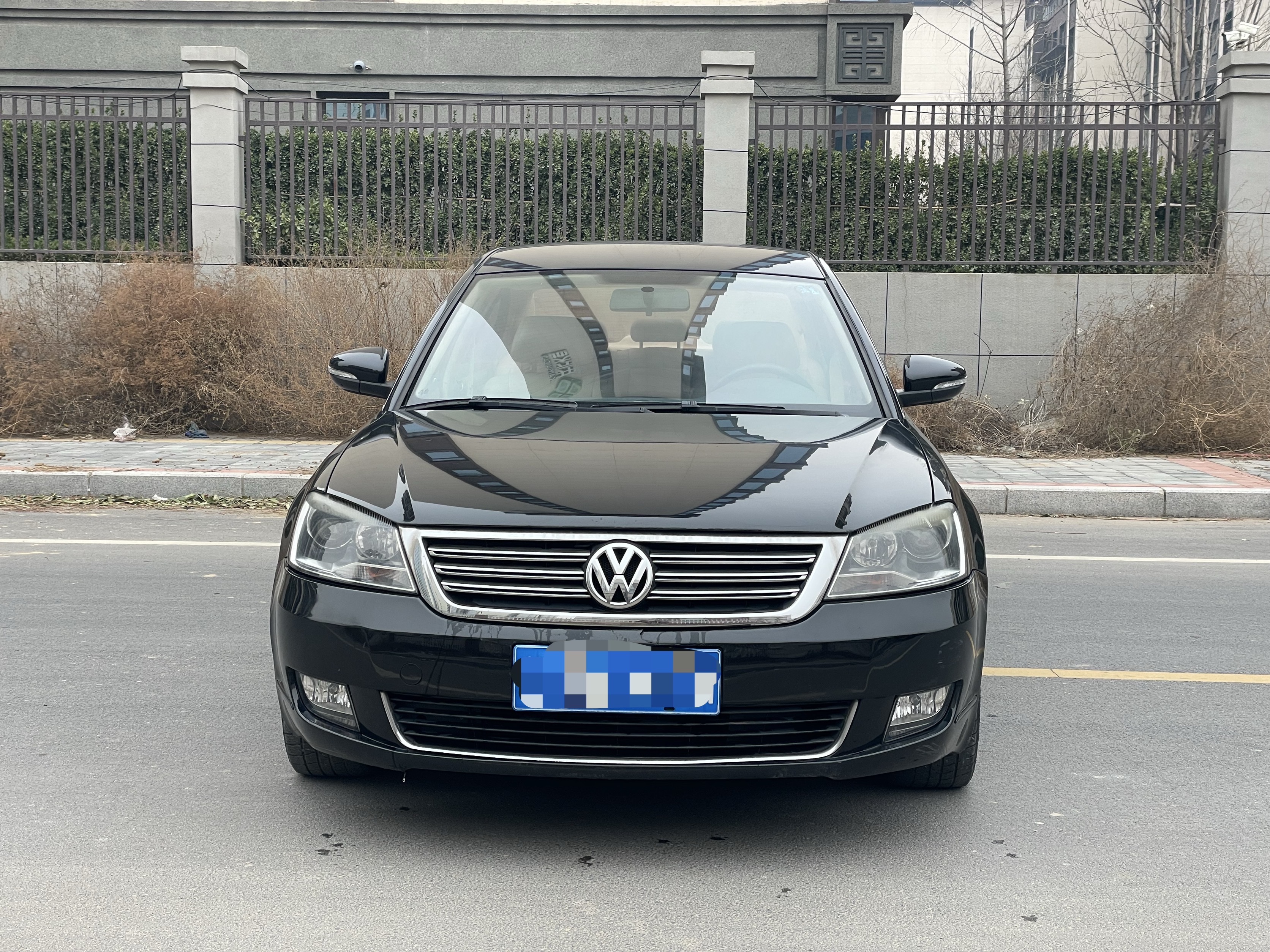 Volkswagen Passat Lingyu 2011 #2 Volkswagen Passat Lingyu 2011 car image #2