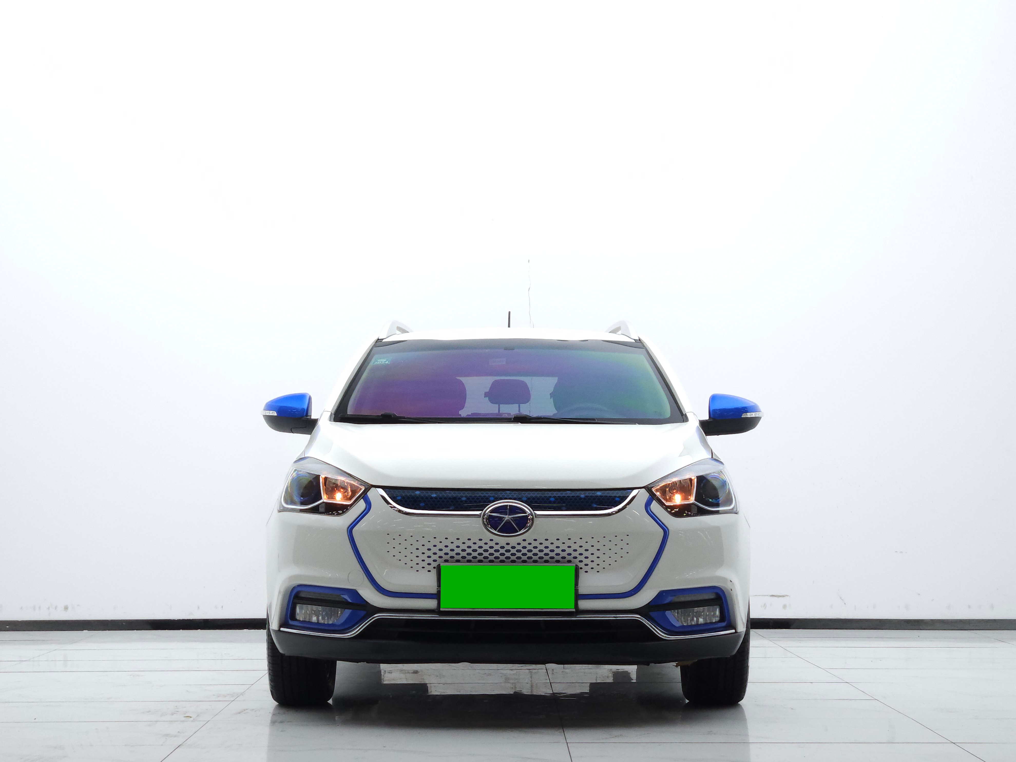 JAC 2016 car image #2