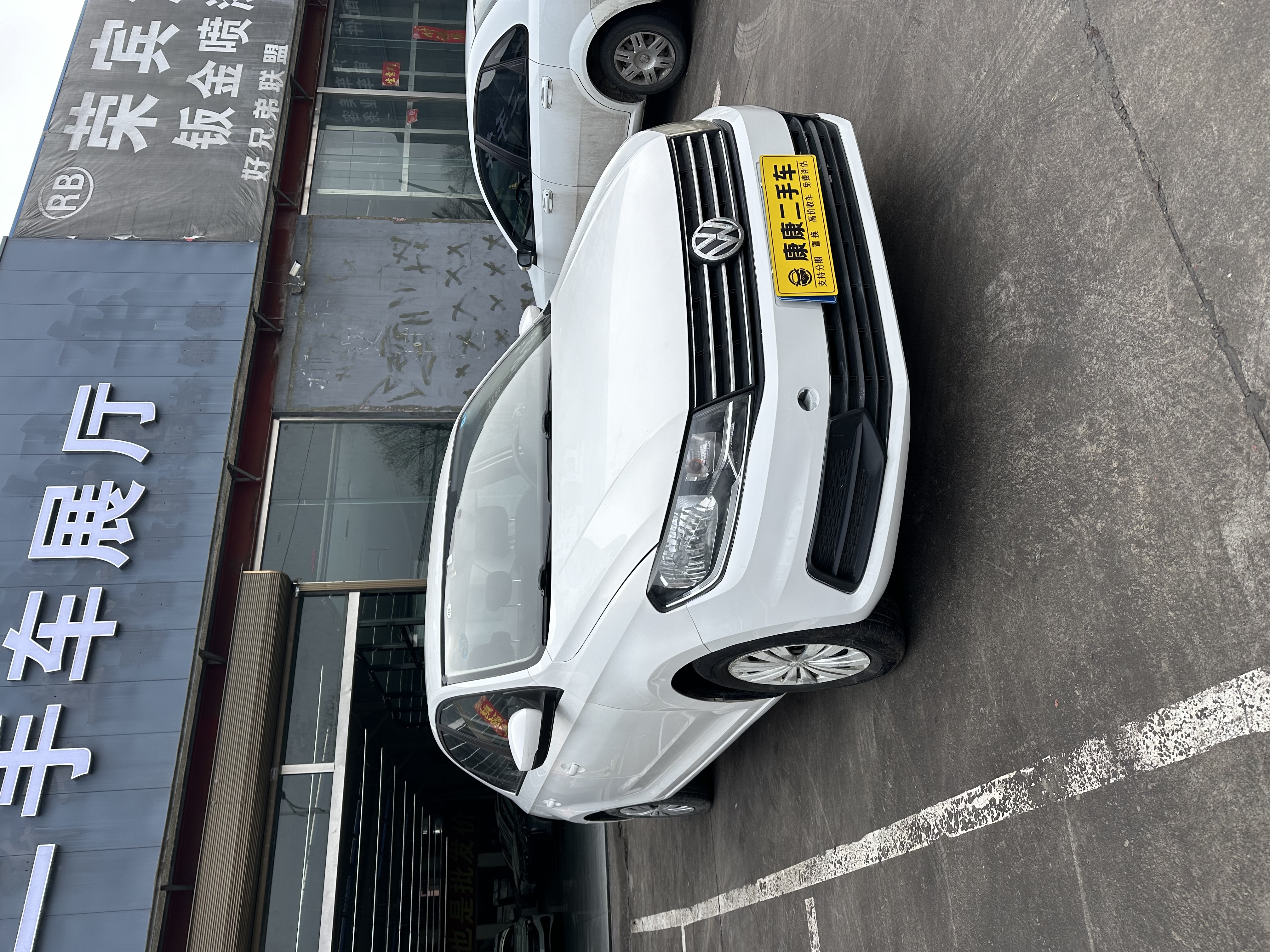 Santana 2018 car image #2
