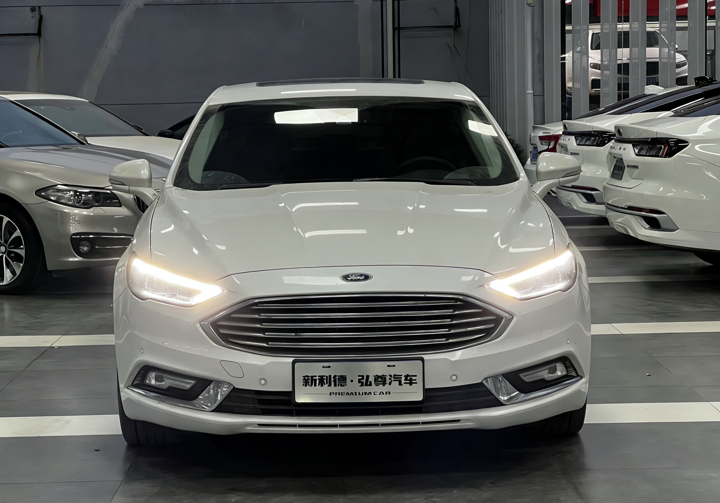 Ford Mondeo 2017 car image #2