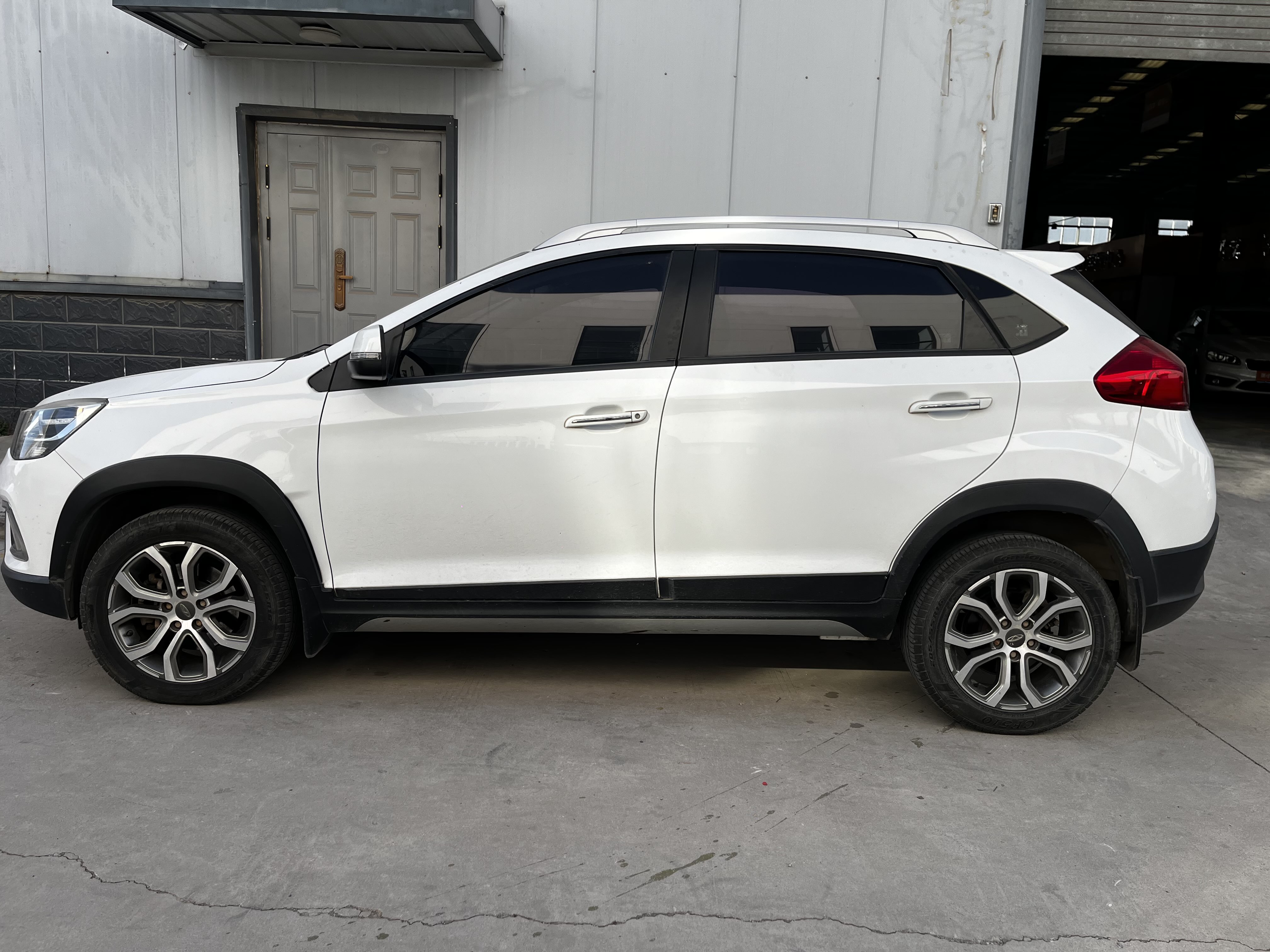 Tiggo 3x 2017 #2 Tiggo 3x 2017 car image #2