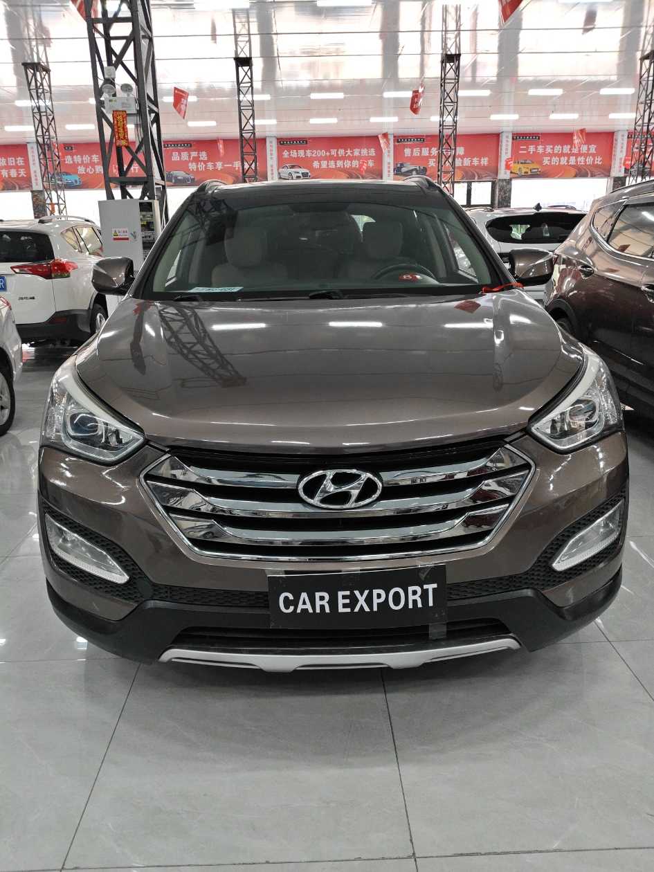 Hyundai Santa Fe (Imported) 2014 car image #2