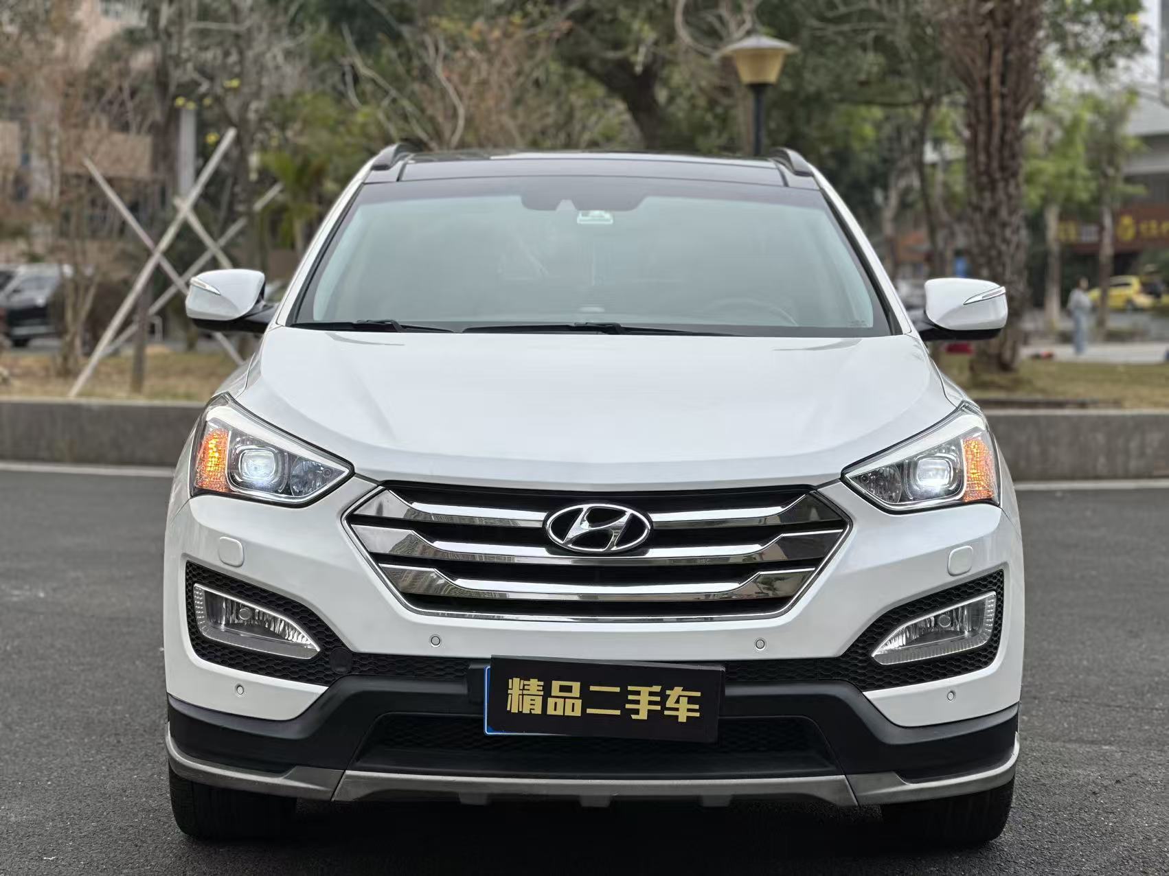 Hyundai Santa Fe (Imported) 2013 #2 Hyundai Santa Fe (Imported) 2013 car image #2