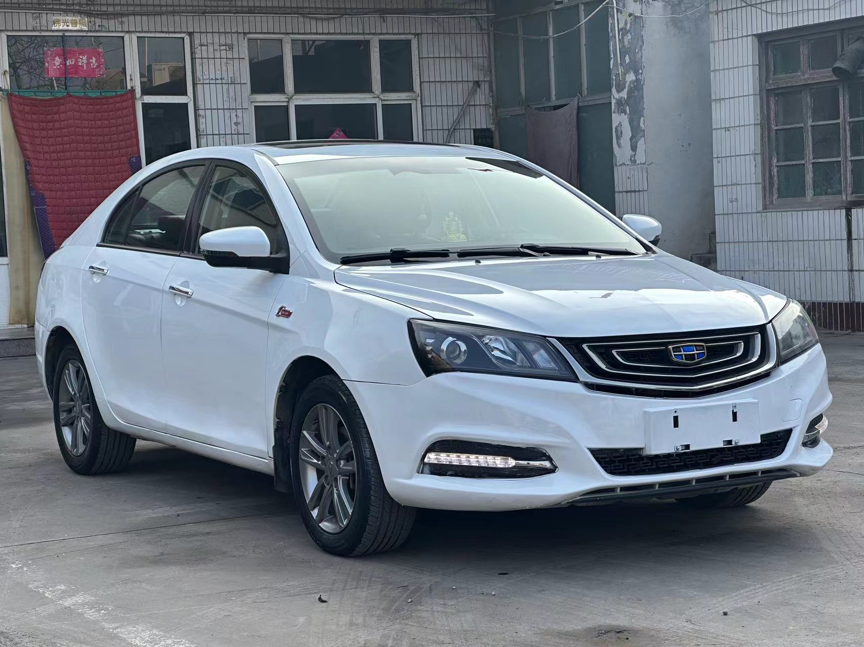 Emgrand 2017 #2 Emgrand 2017 car image #2