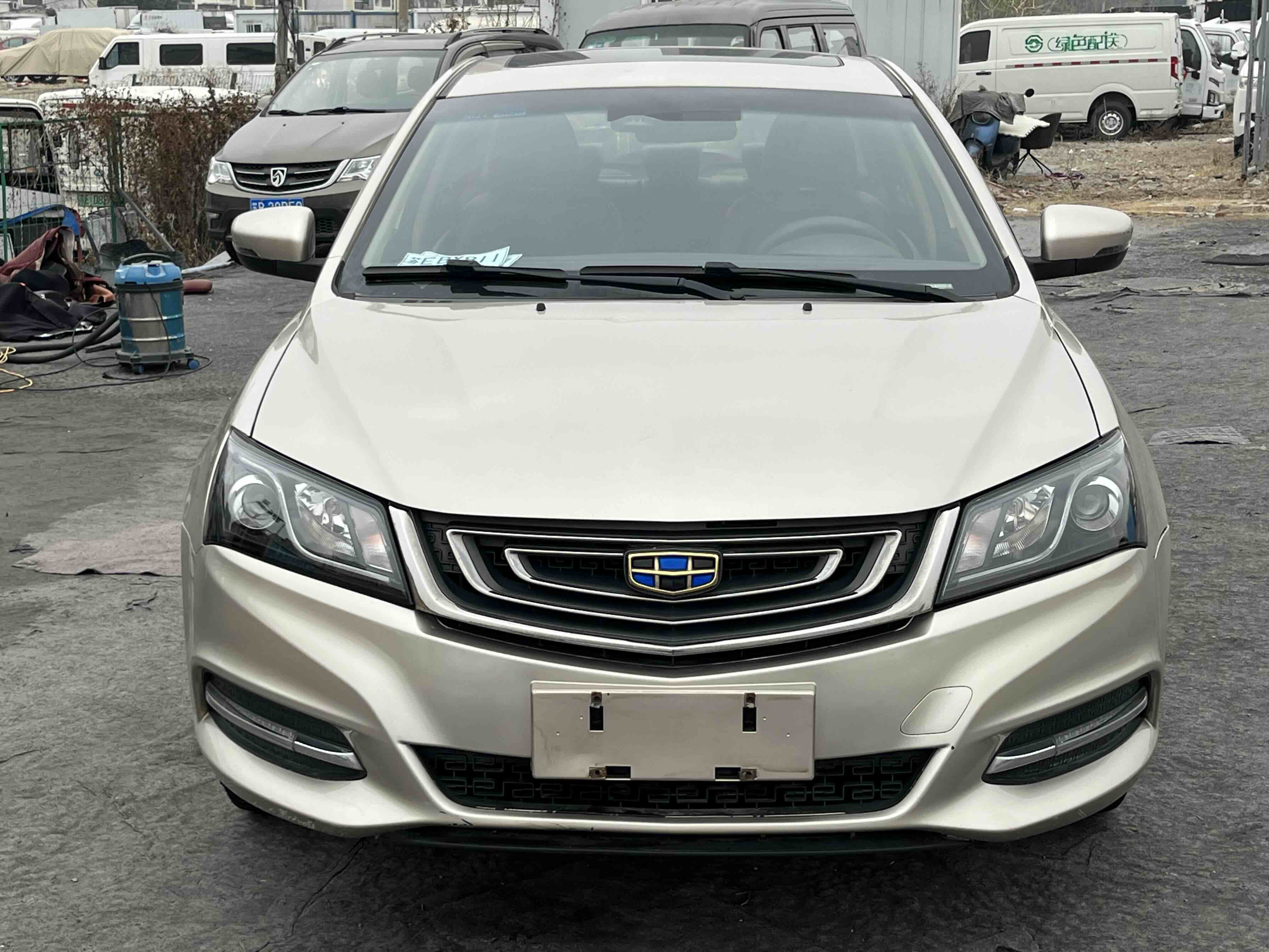 GEELY Emgrand 2018 car image #2