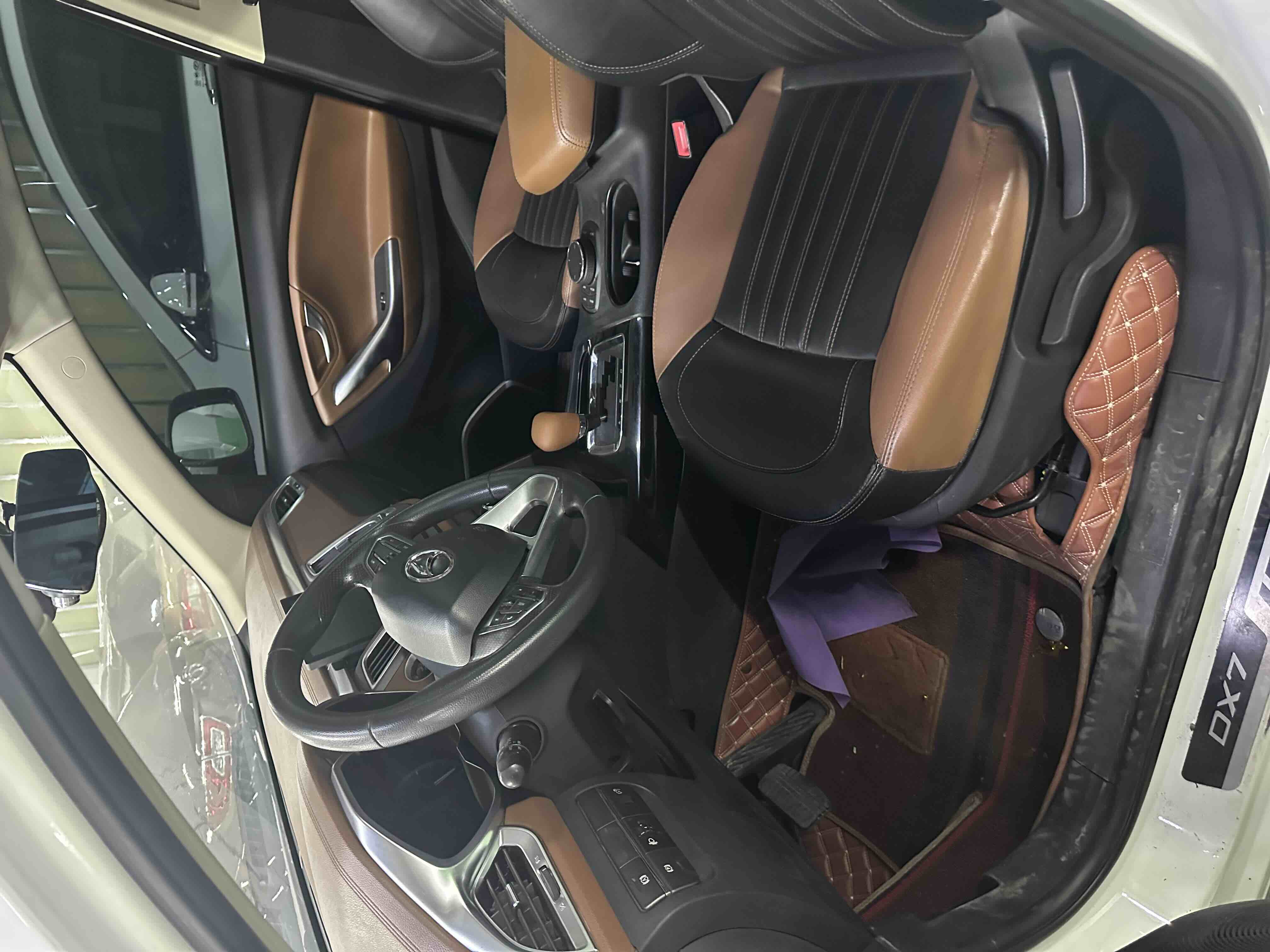 Soueast DX7 2016 car image #2