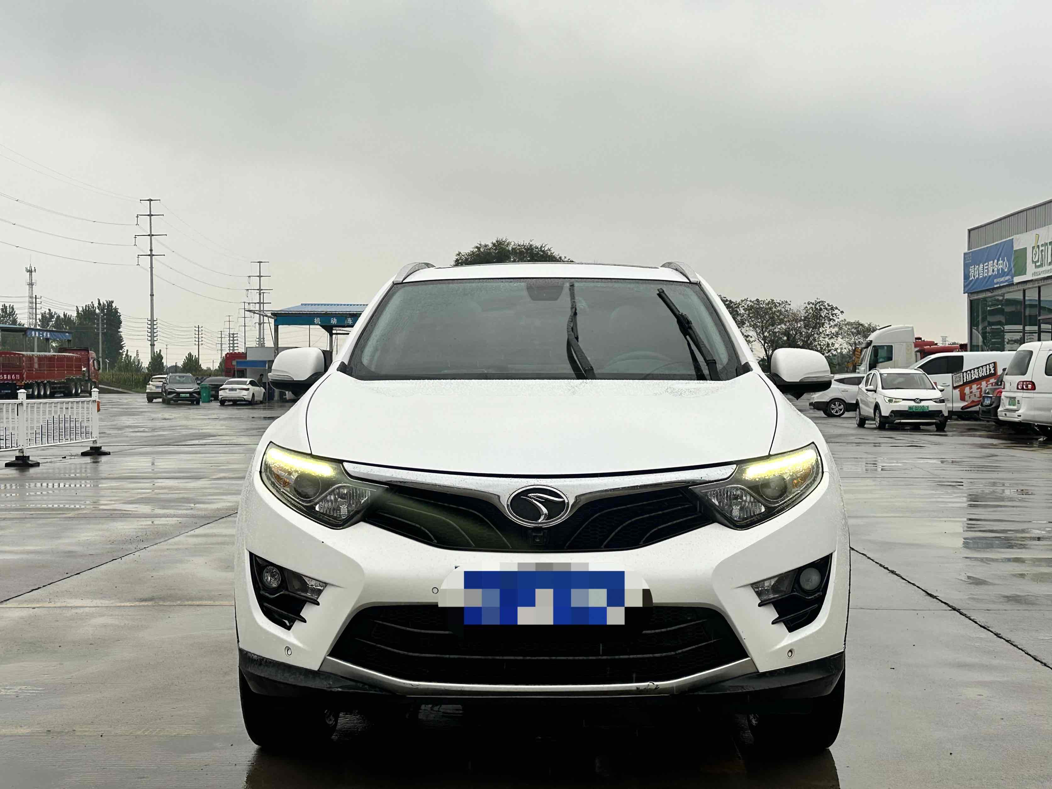 Soueast DX7 2017 #2 Soueast DX7 2017 car image #2