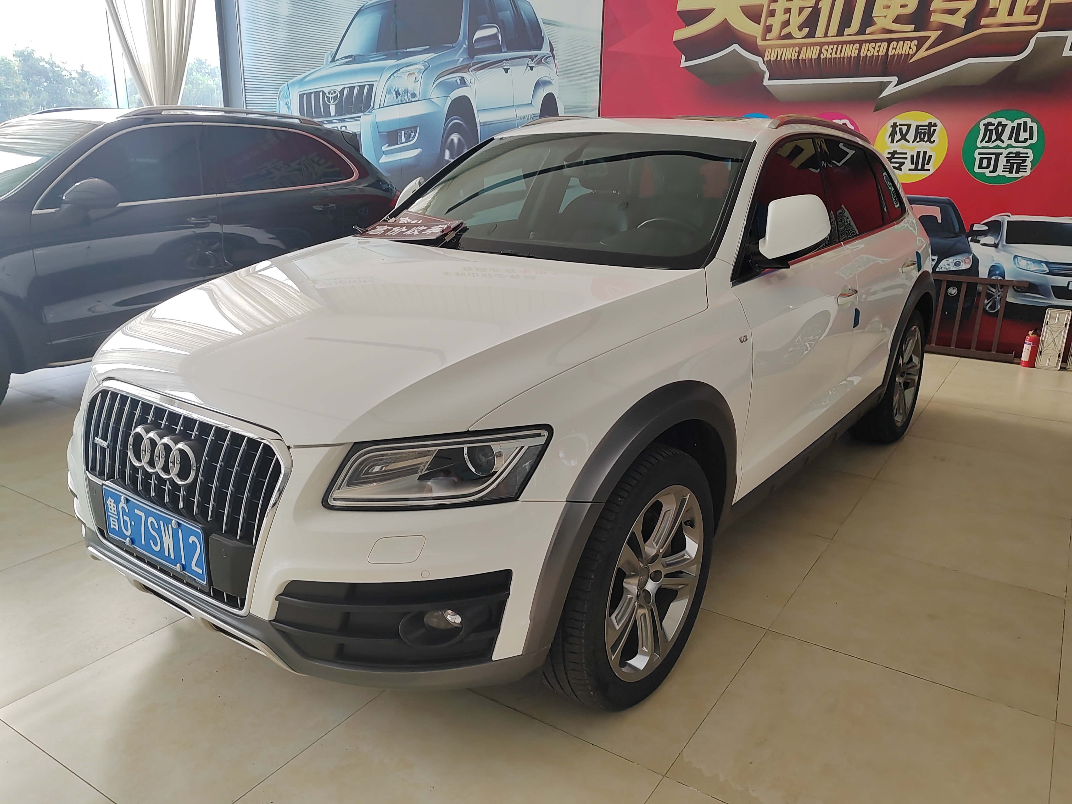 Audi SQ5 2017 изображение автомобиля #2