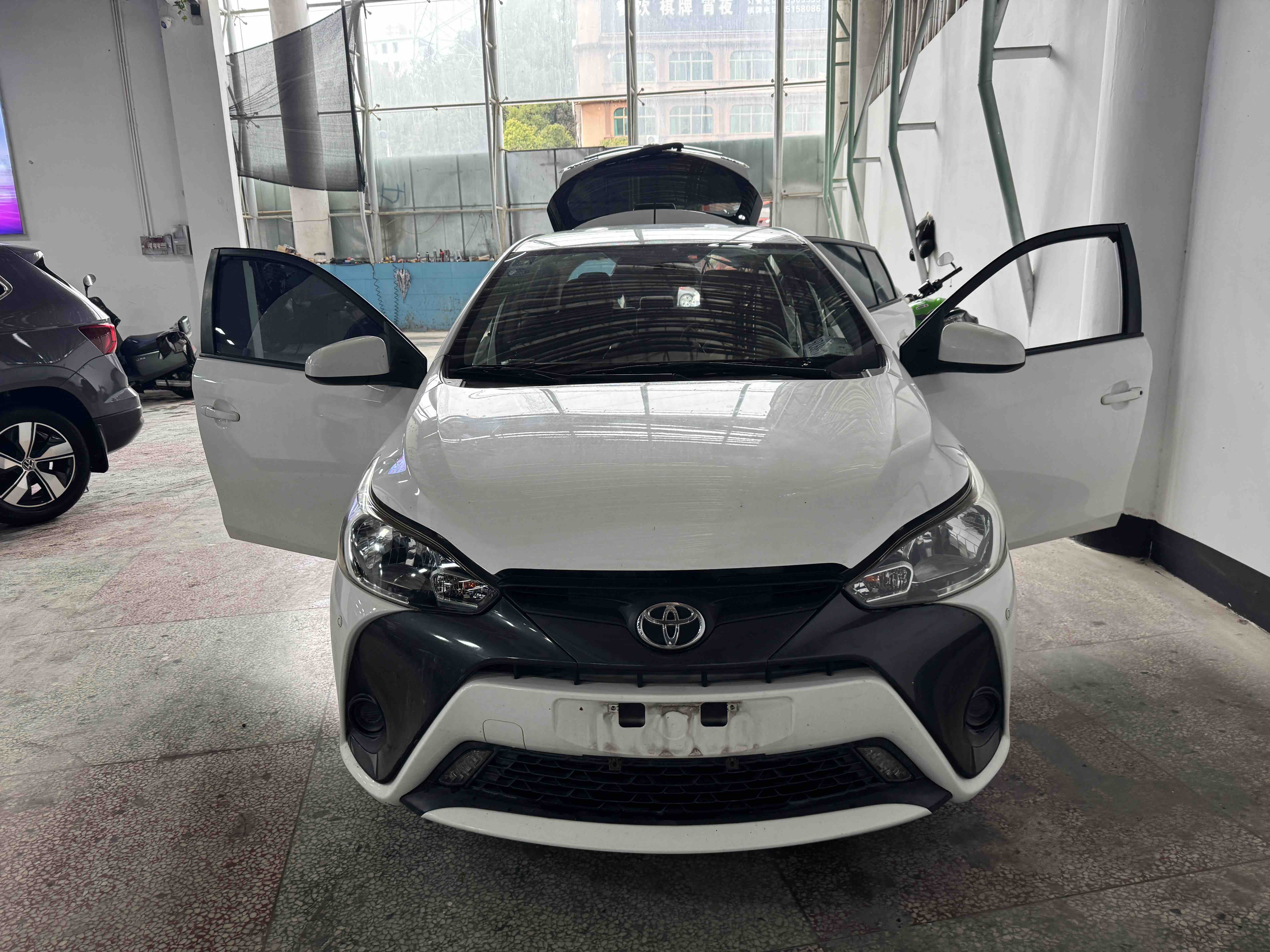 Yaris L Zhixuan 2017 #2 Yaris L Zhixuan 2017 car image #2