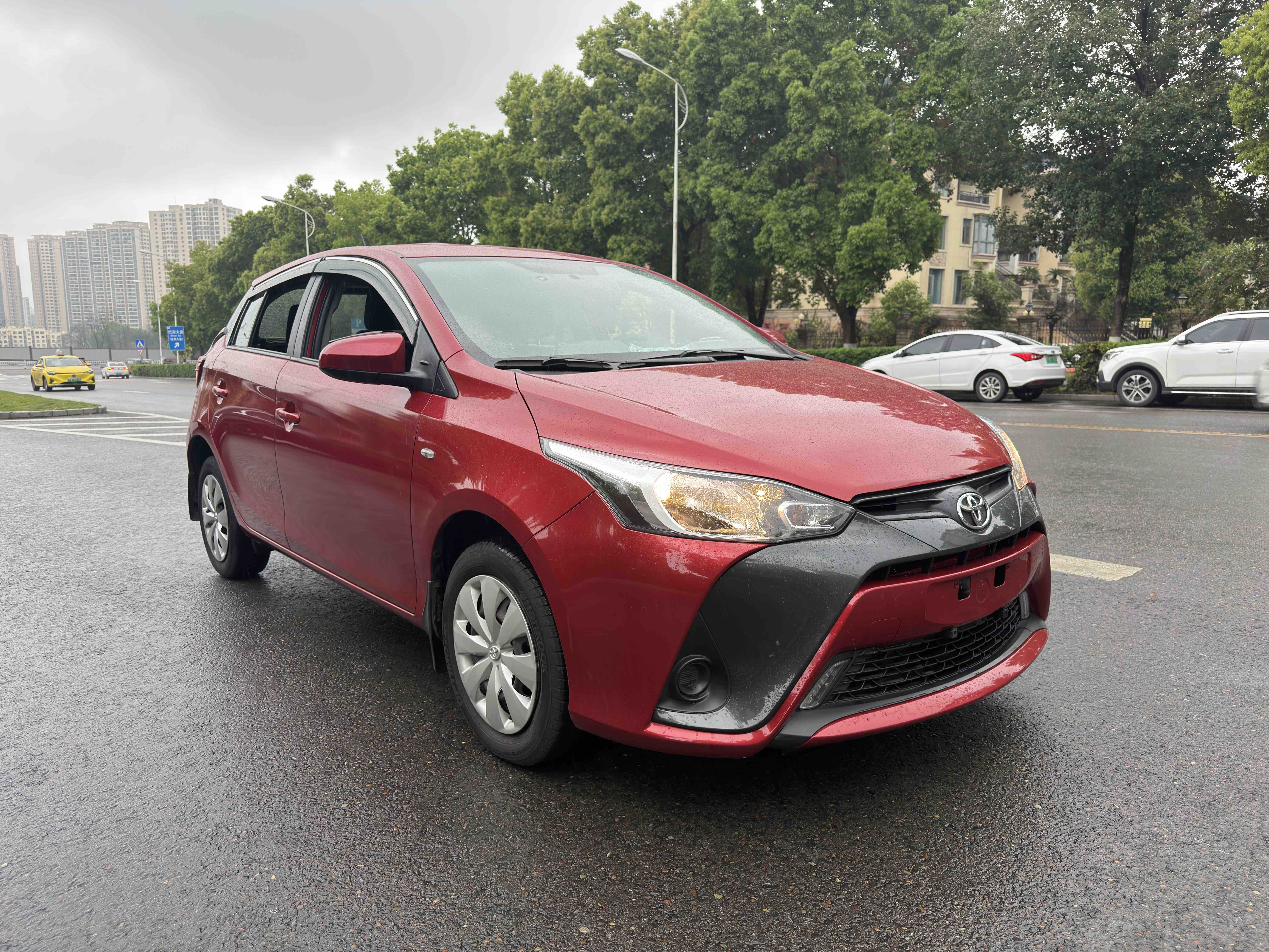 Yaris L Zhixuan 2017 #2 Yaris L Zhixuan 2017 car image #2