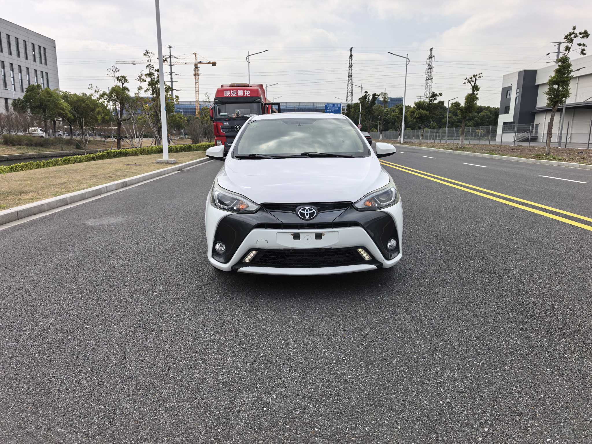 Toyota Yaris L Zhixuan 2017 immagine di auto #2